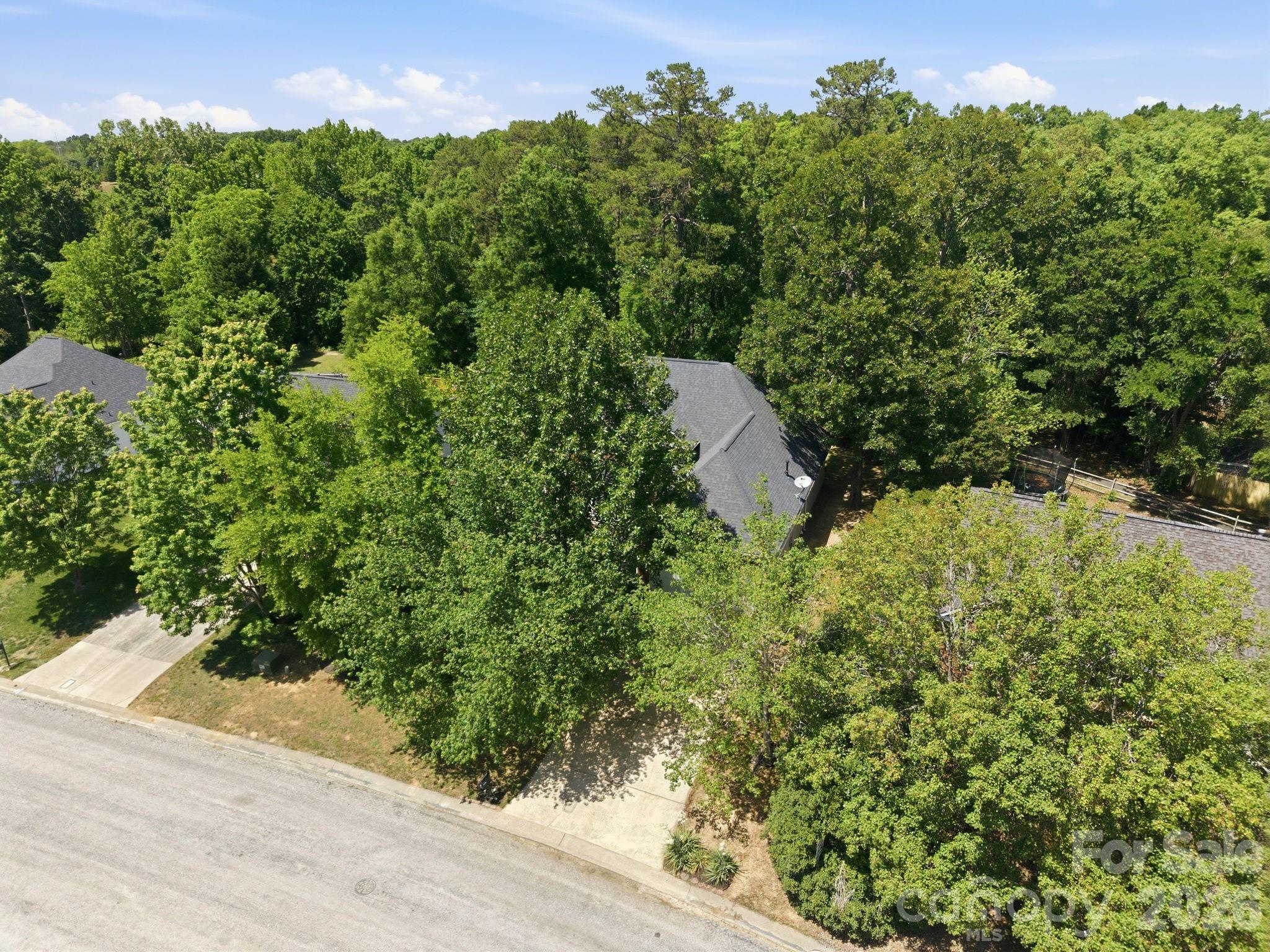 3208 Continental Drive — Monroe