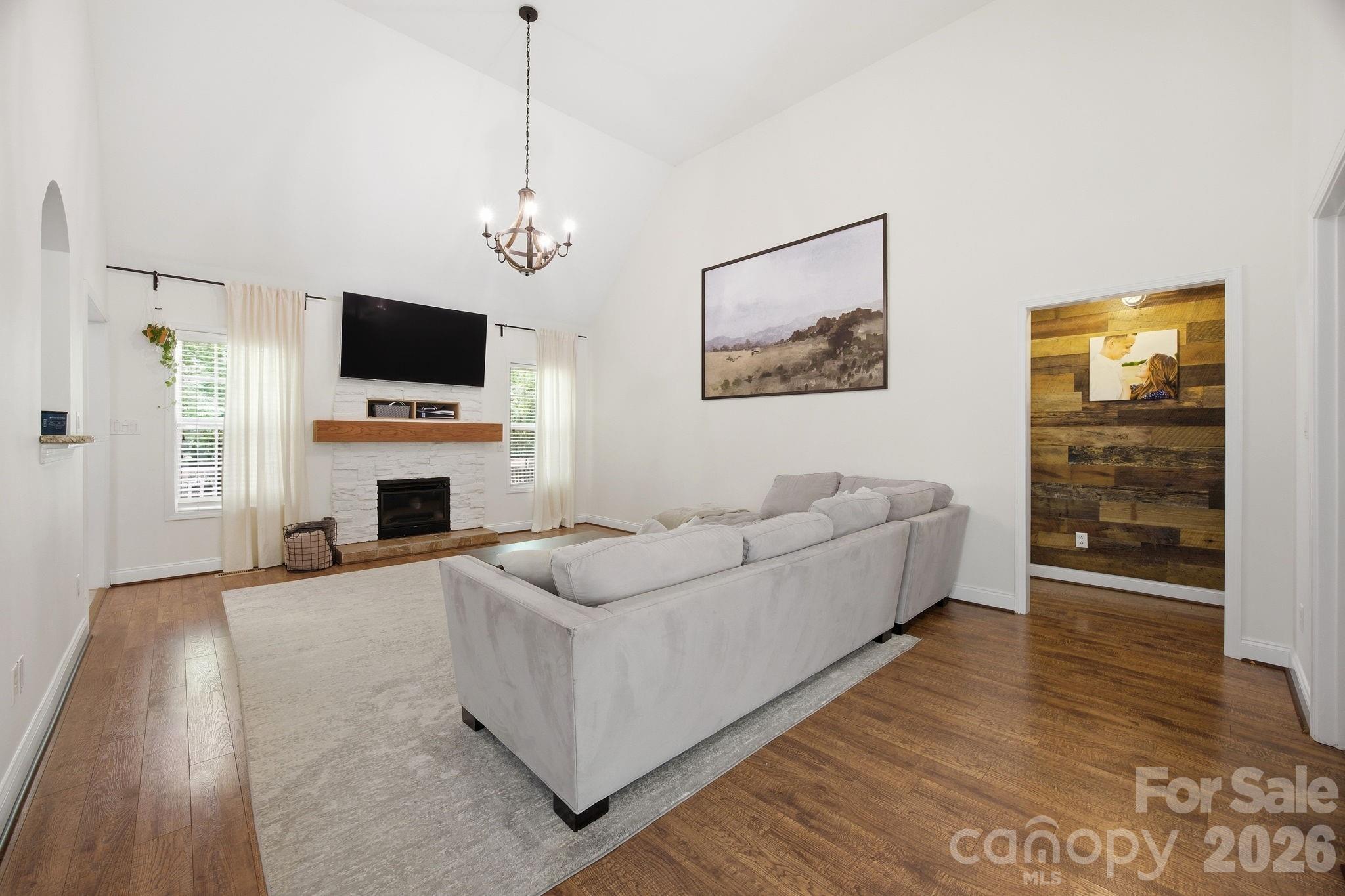 3208 Continental Drive — Monroe