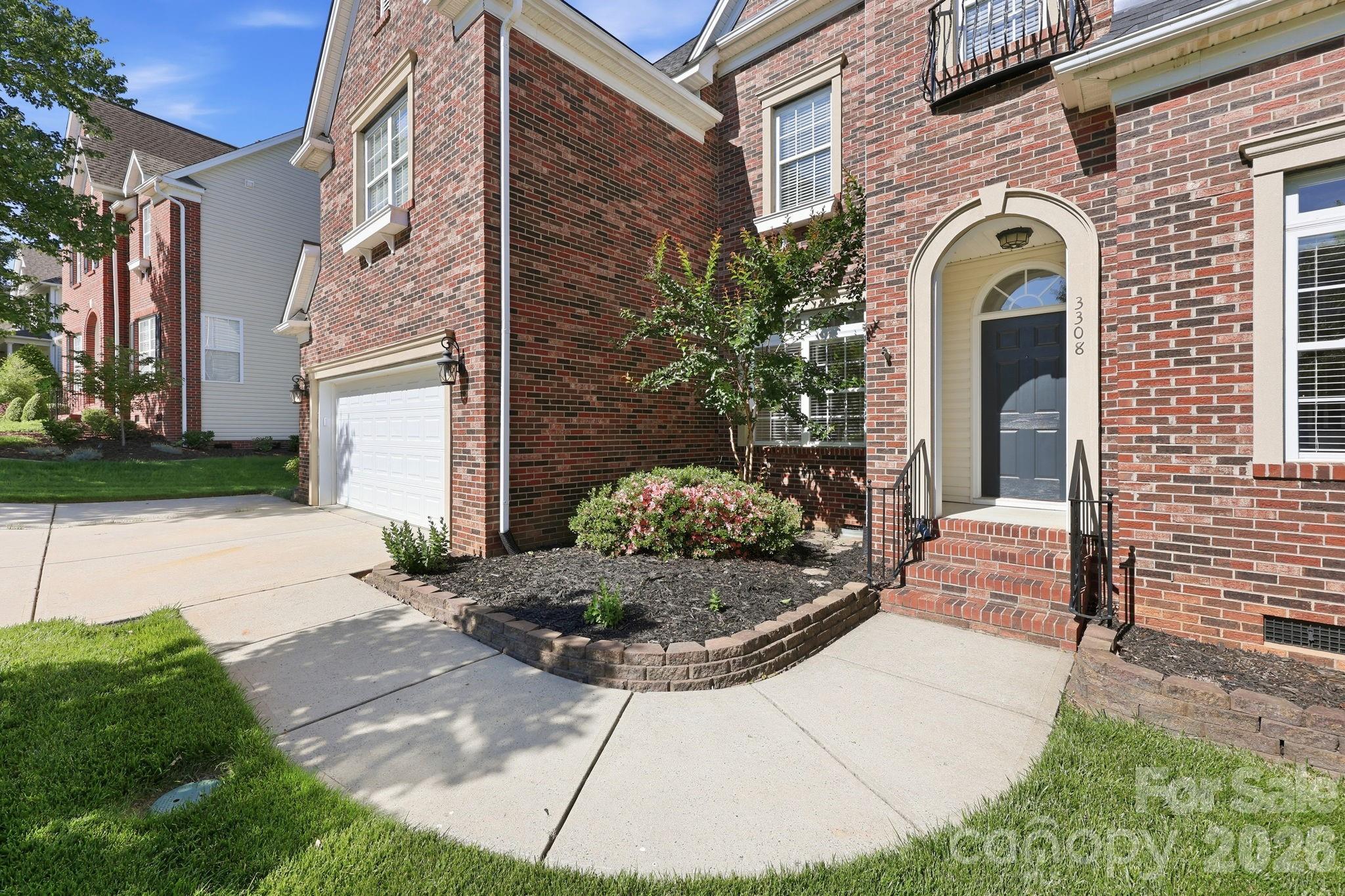 3308 Grandeur Road — Charlotte