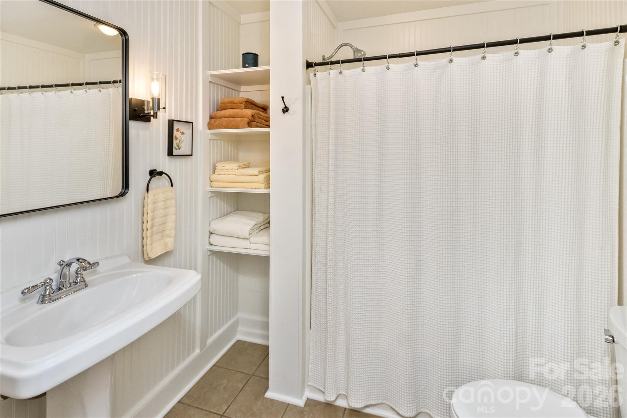 522 Calvert Road — Brevard