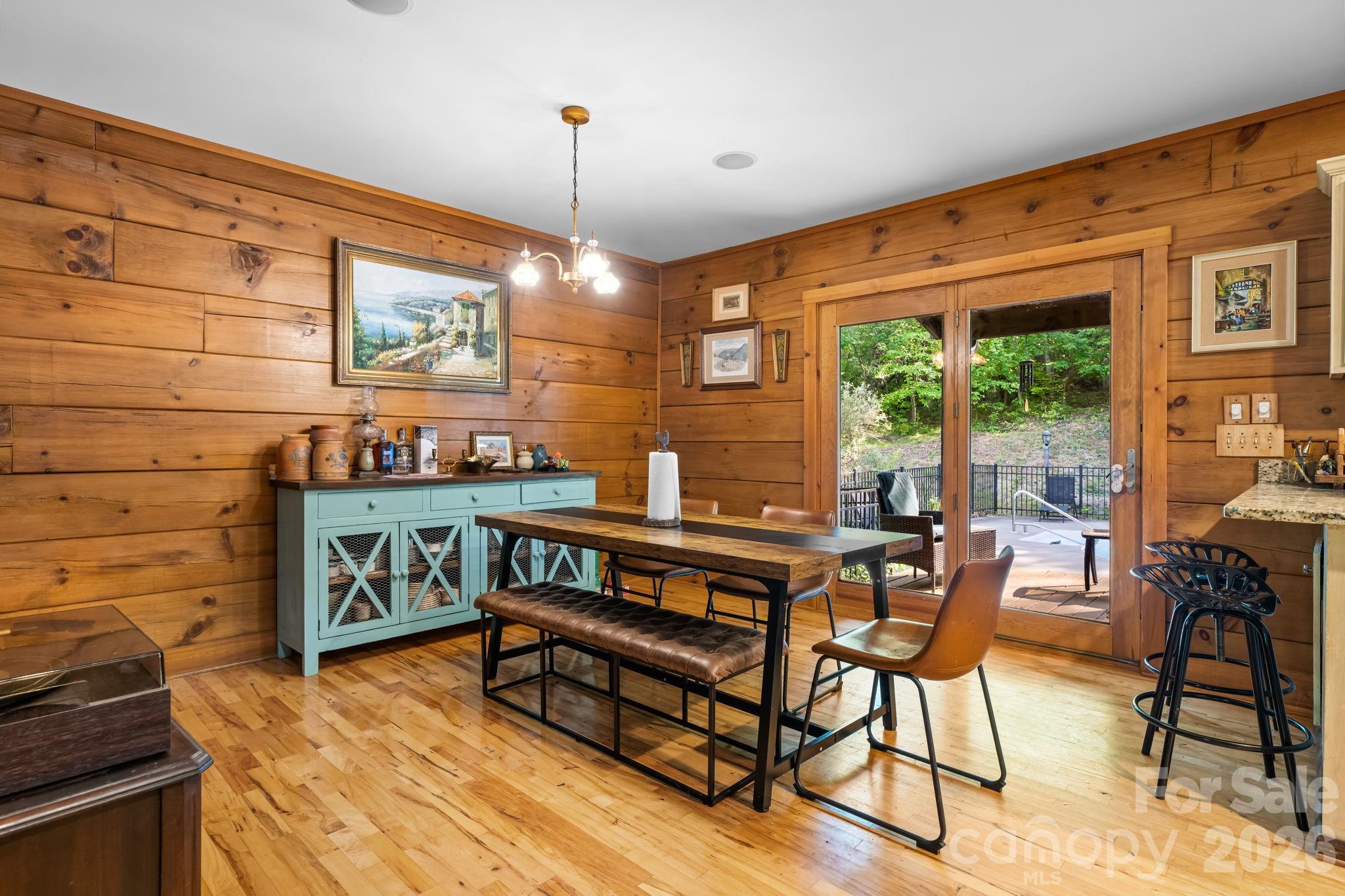 3355 Helton Hartley Place — Lenoir