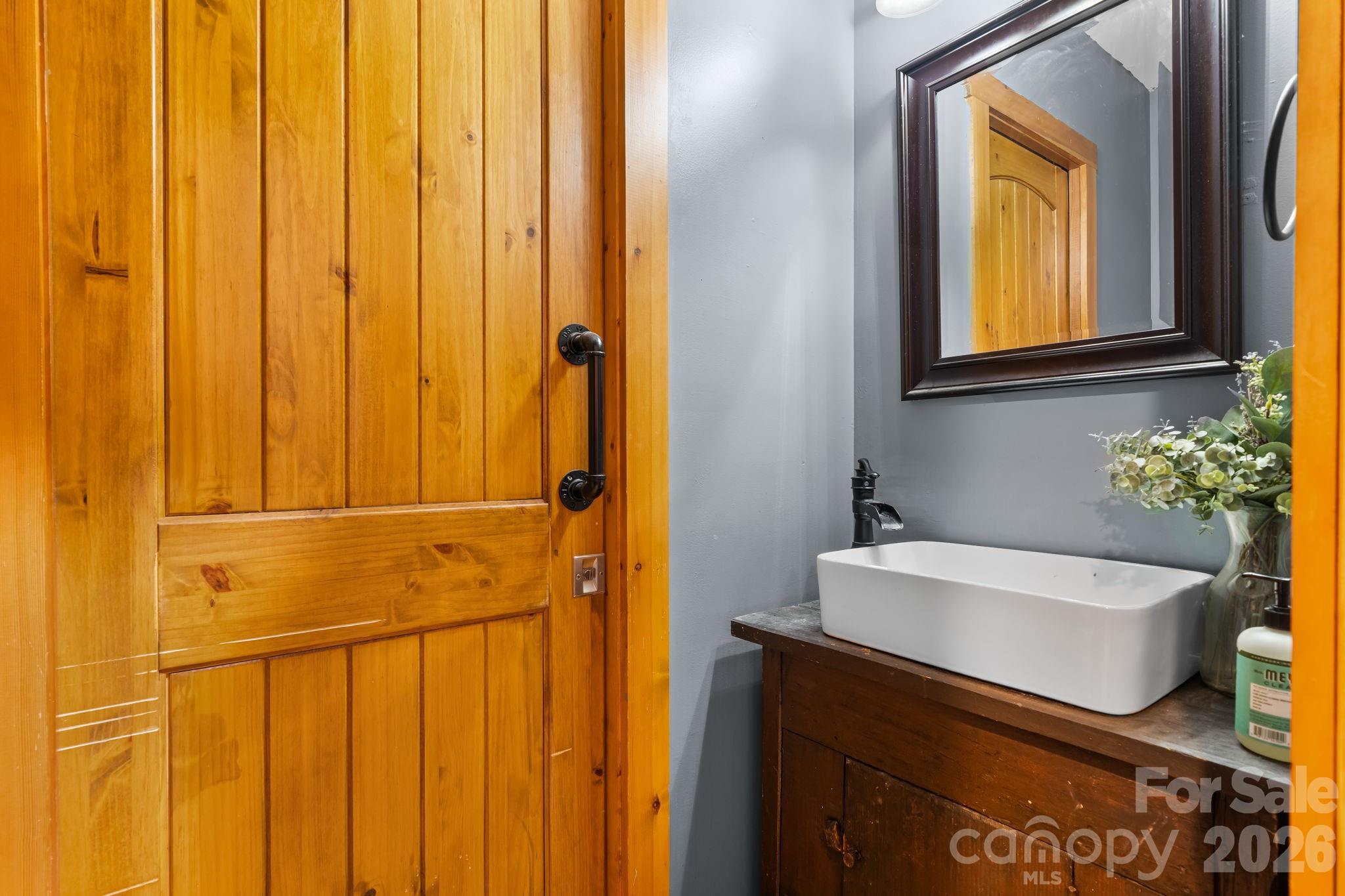 3355 Helton Hartley Place — Lenoir
