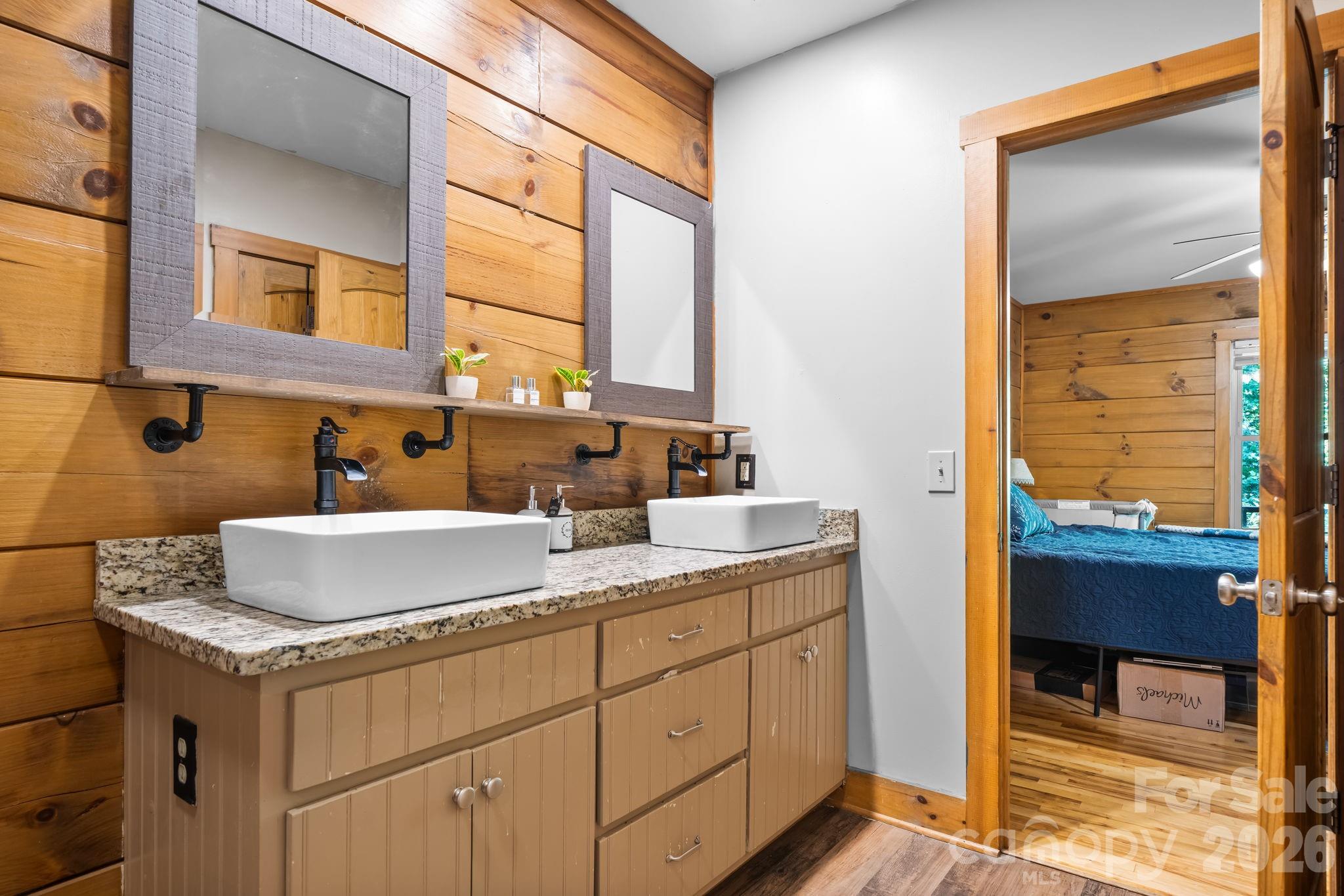 3355 Helton Hartley Place — Lenoir