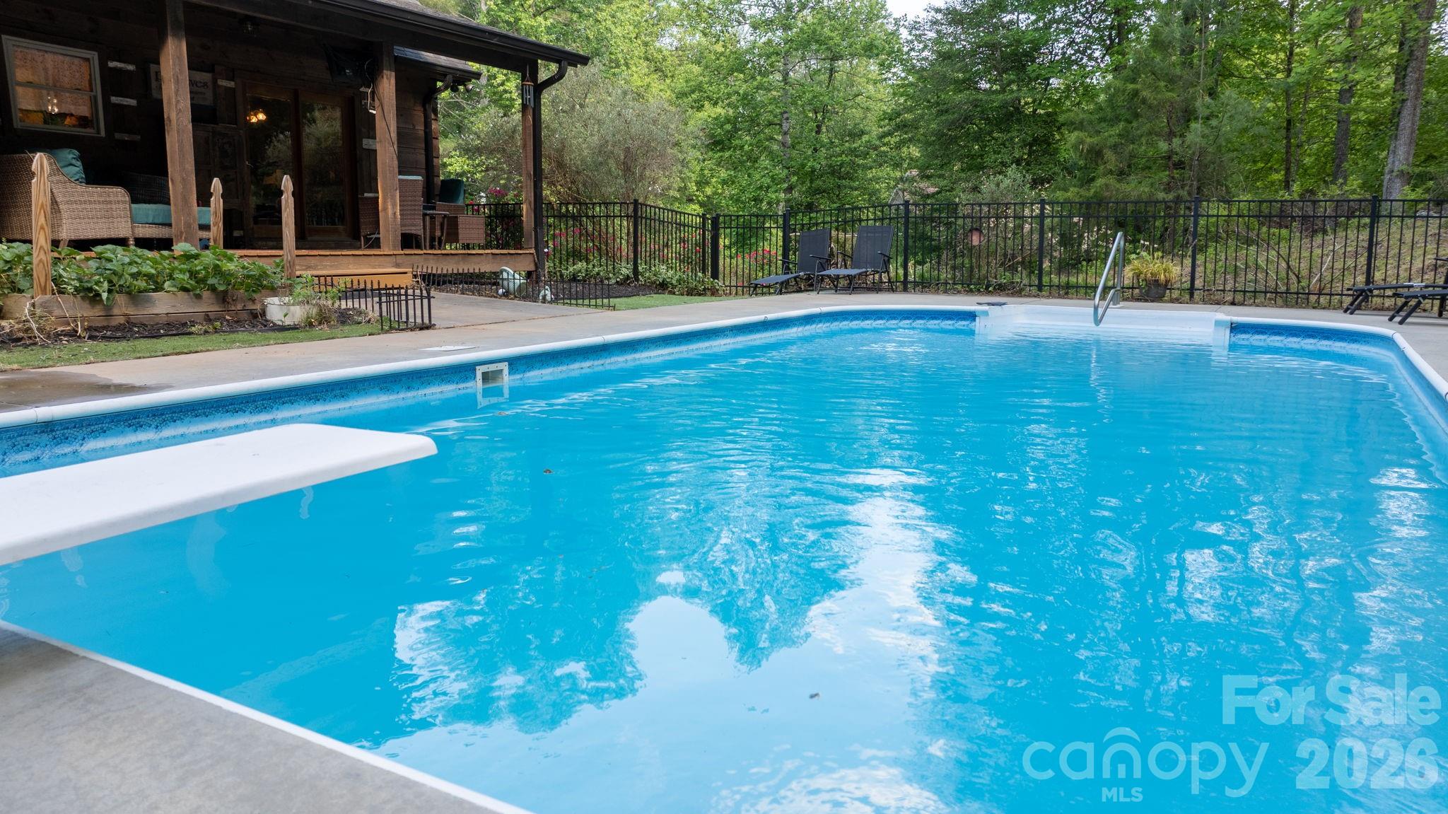 3355 Helton Hartley Place — Lenoir