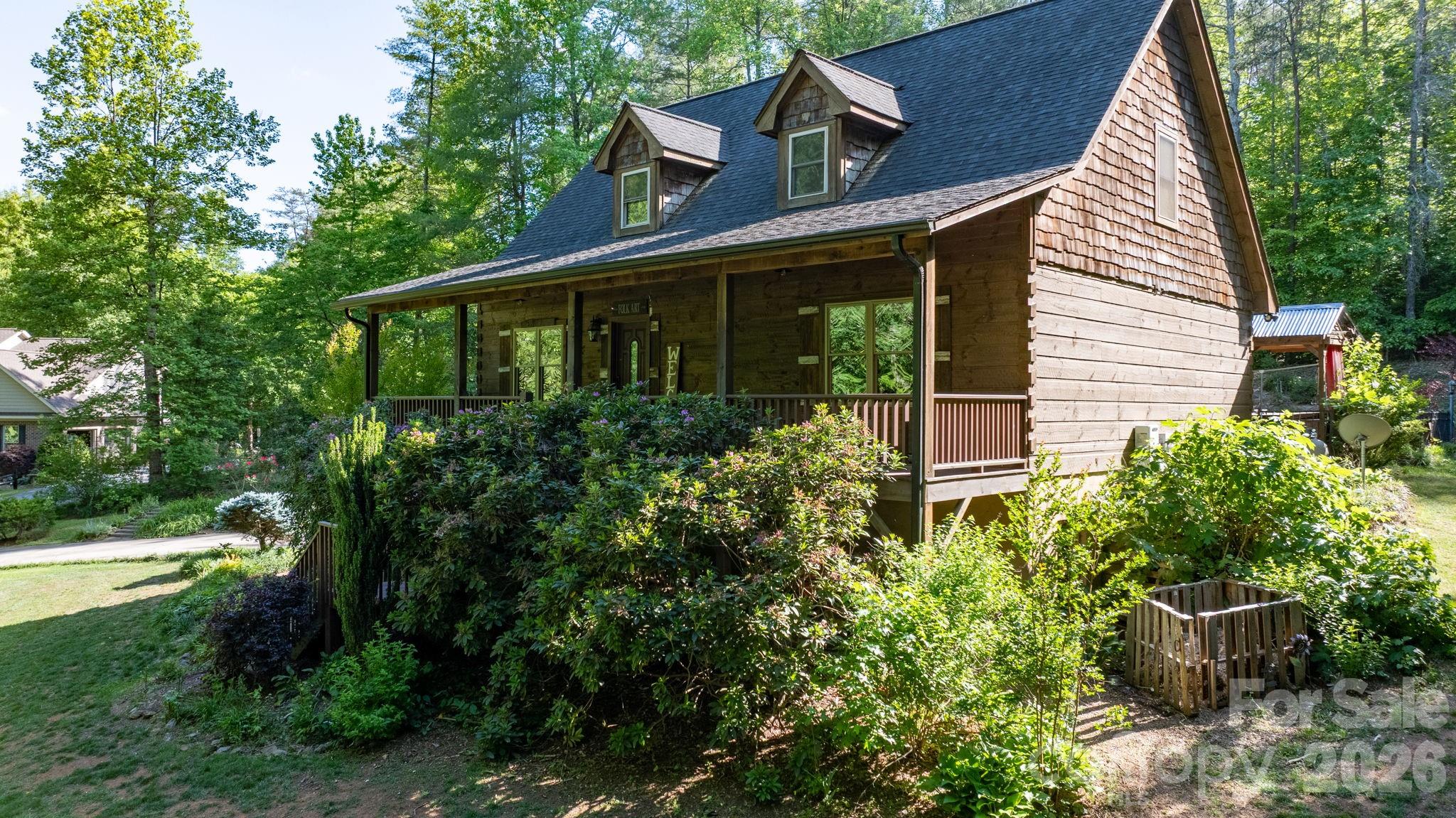 3355 Helton Hartley Place — Lenoir