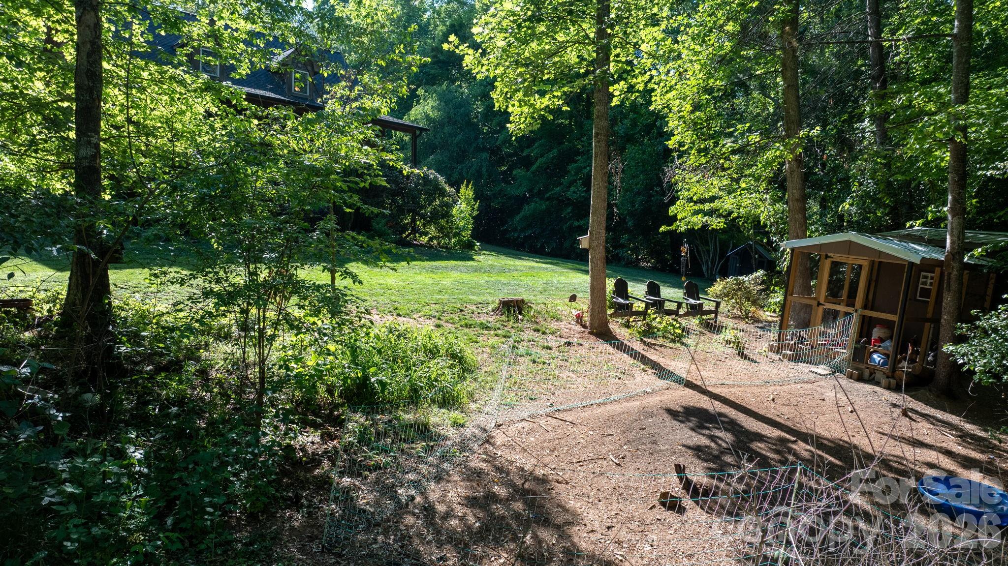 3355 Helton Hartley Place — Lenoir