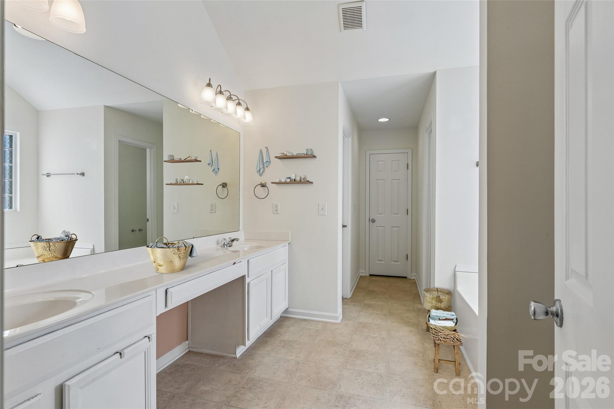 9621 Rothman Lane — Charlotte