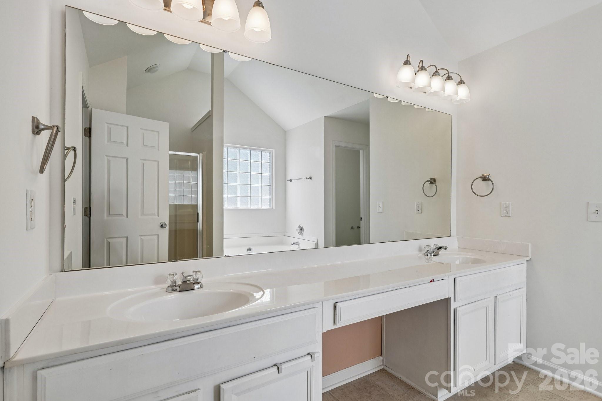 9621 Rothman Lane — Charlotte