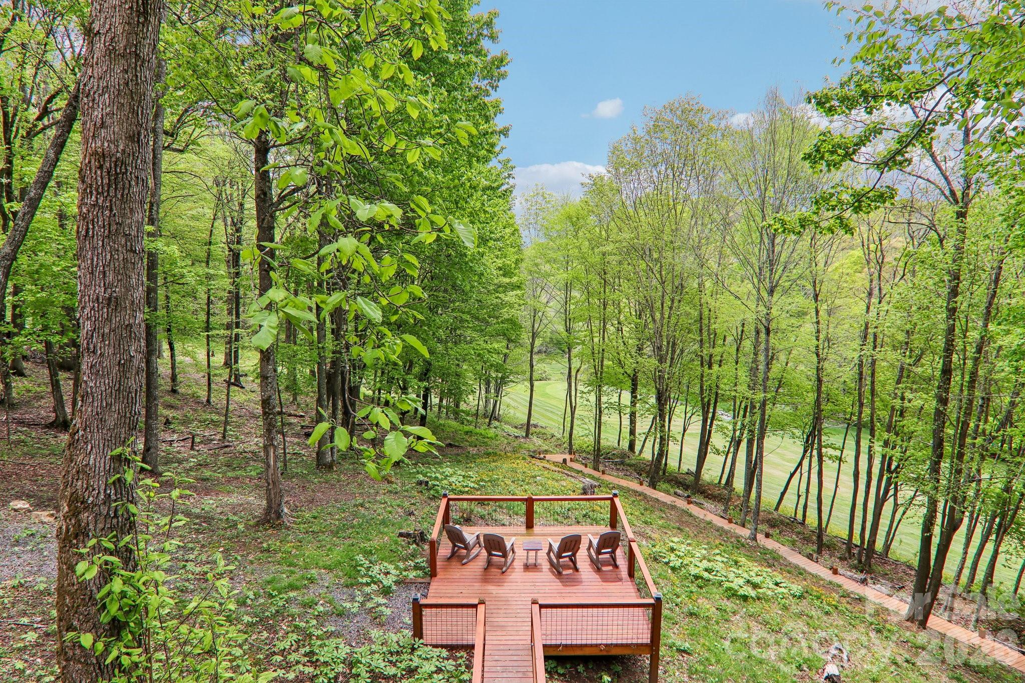 101 Oak Ridge Court — Mars Hill