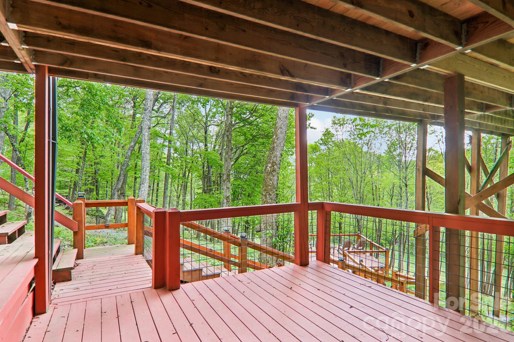 101 Oak Ridge Court — Mars Hill