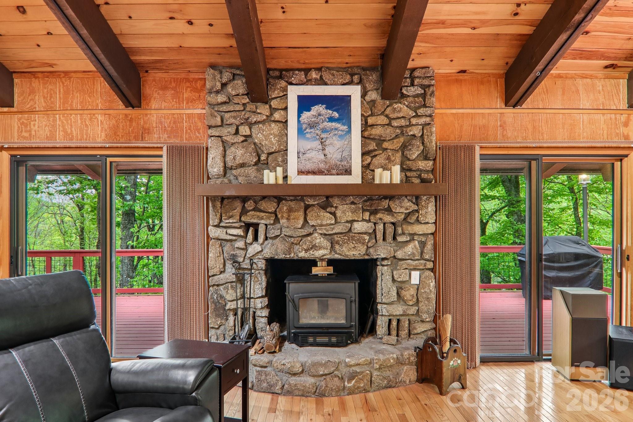 101 Oak Ridge Court — Mars Hill