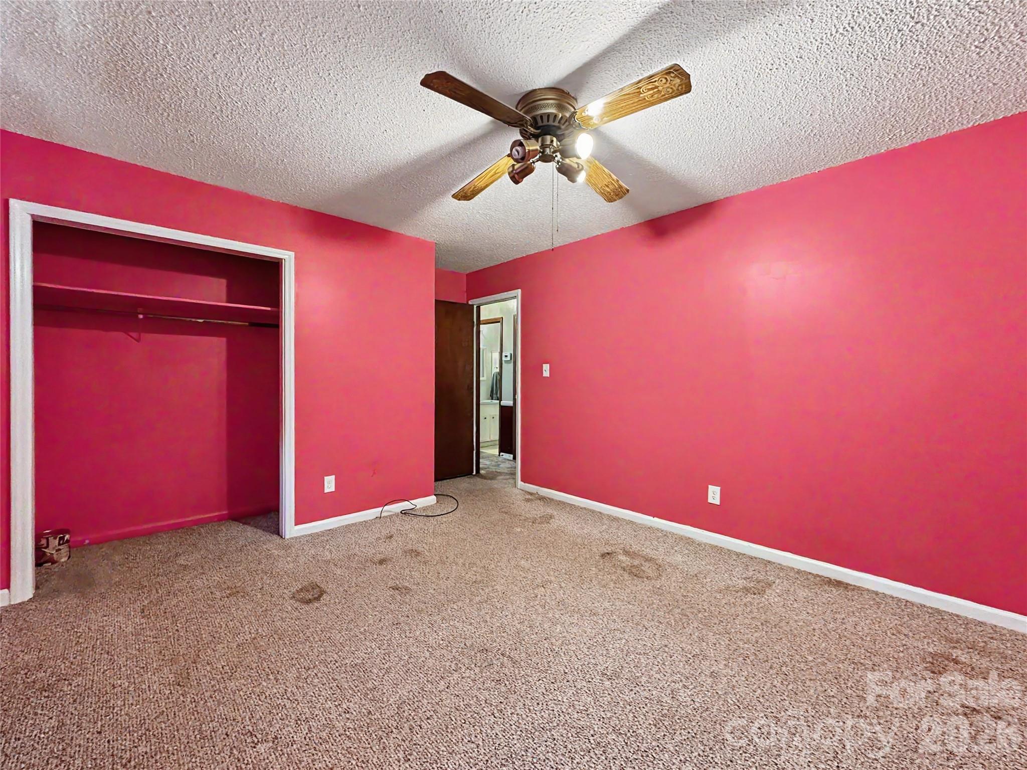 169 Hemingway Lane — Statesville
