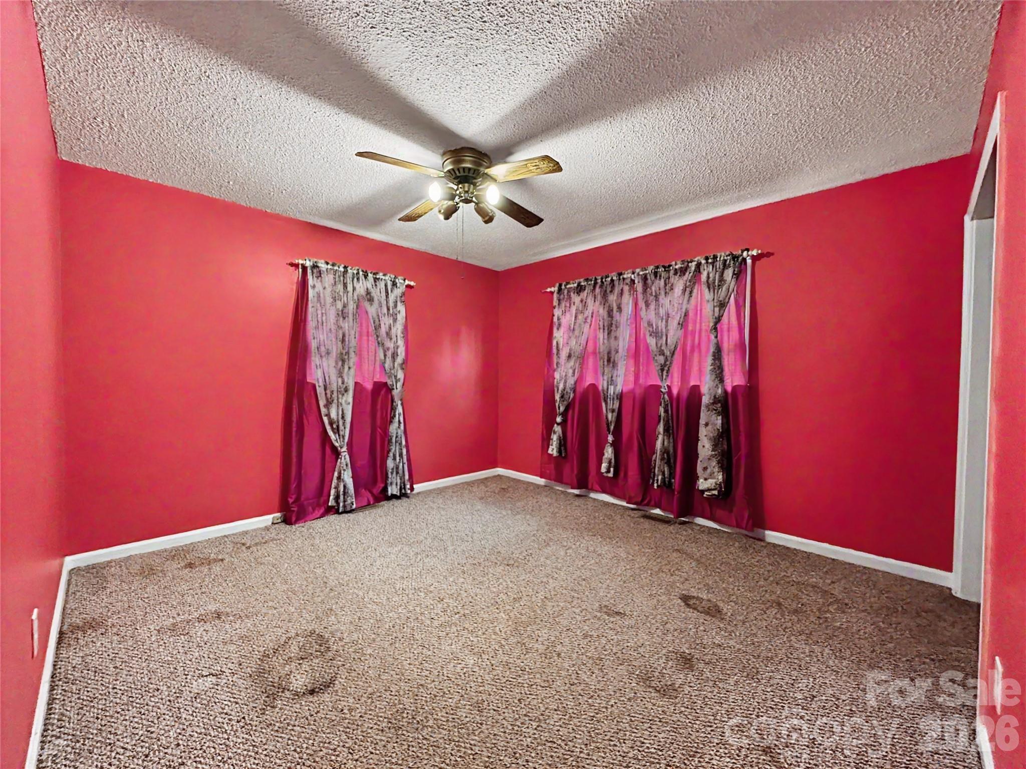 169 Hemingway Lane — Statesville