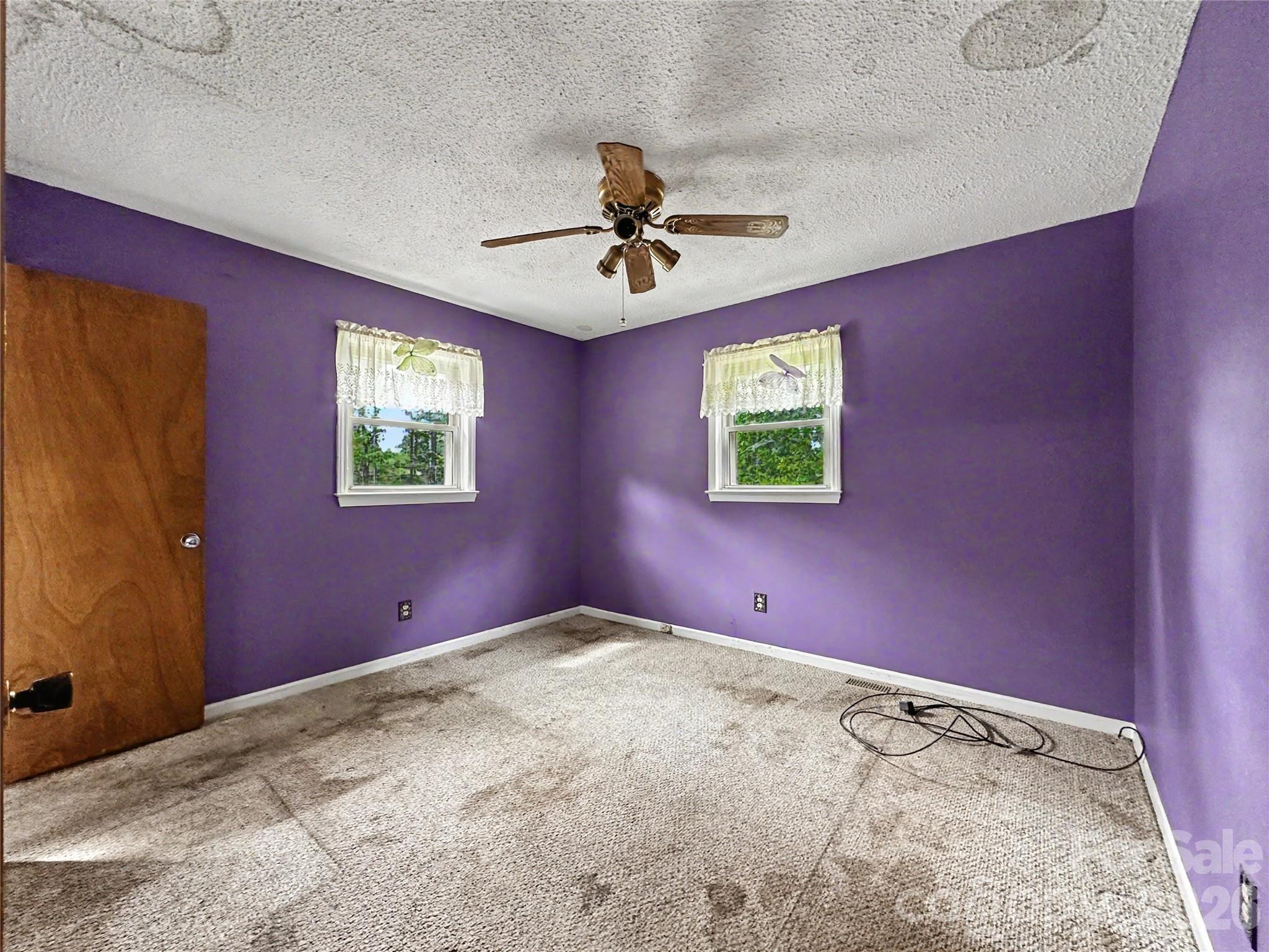 169 Hemingway Lane — Statesville