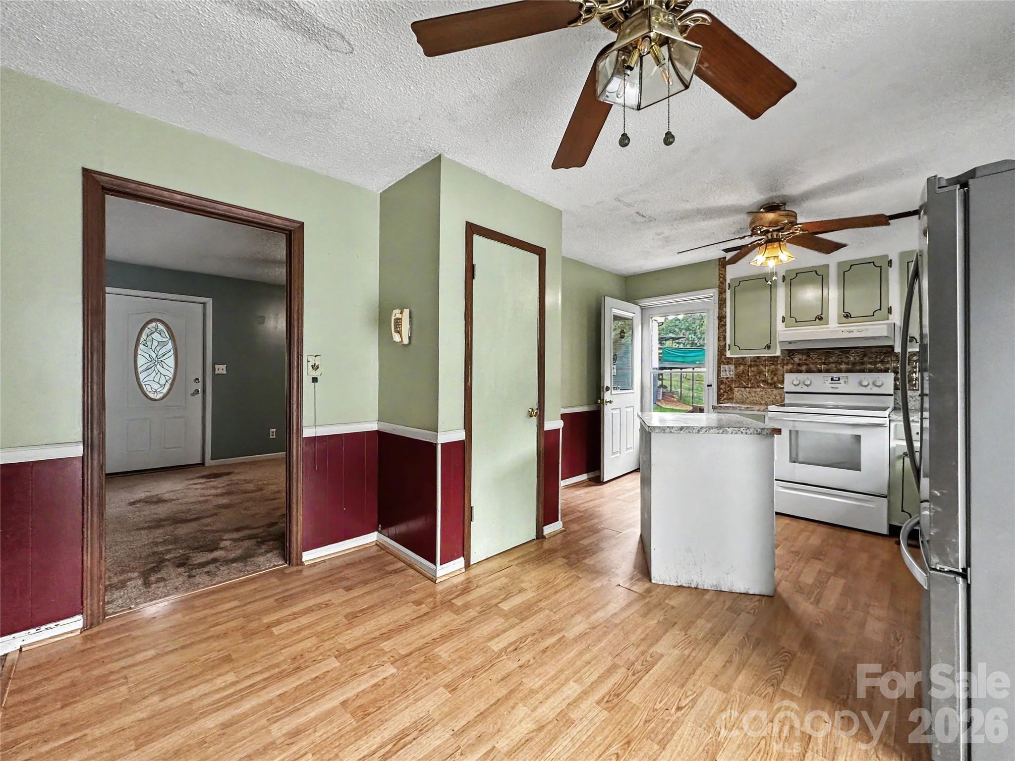 169 Hemingway Lane — Statesville