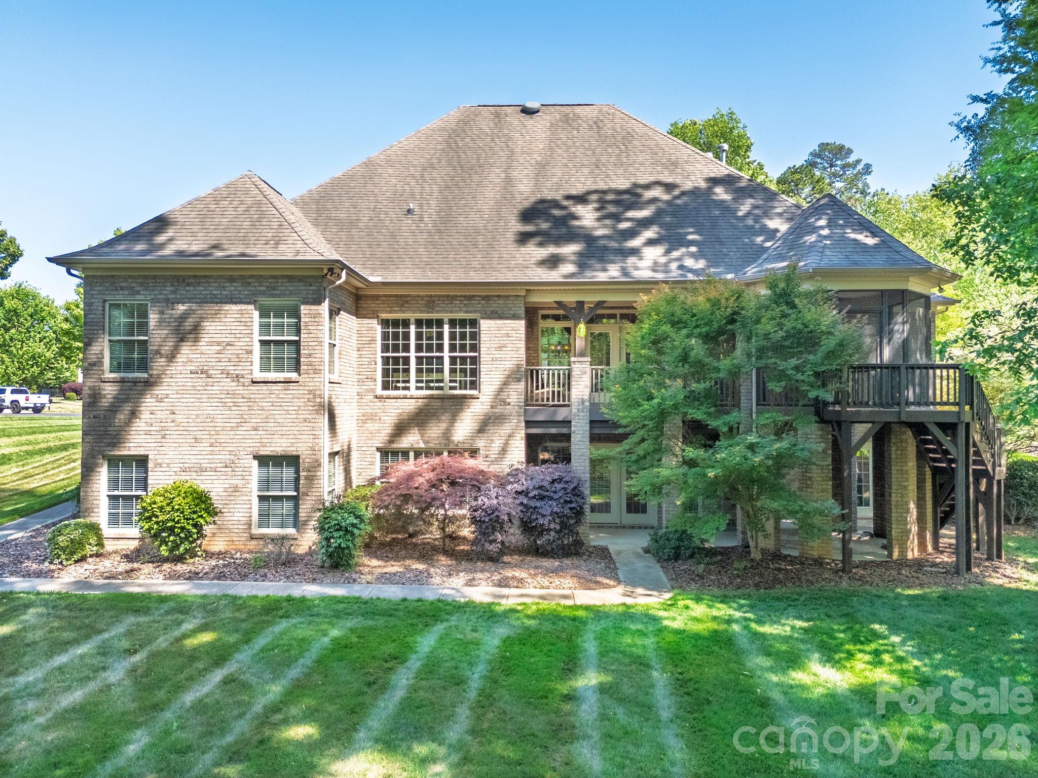 3138 rappahannock Court #16 — Matthews