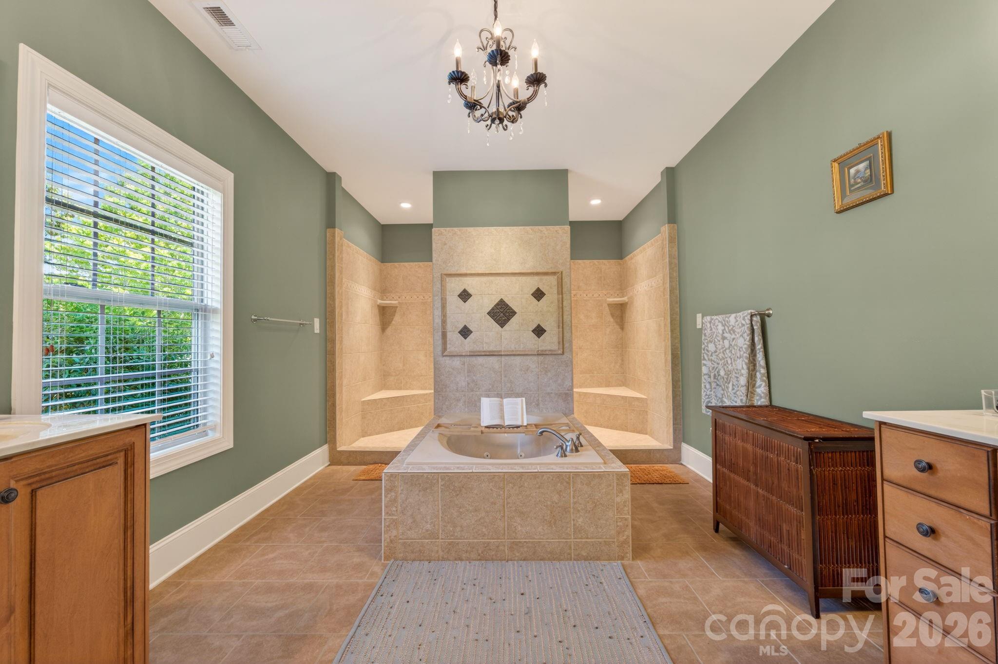3138 rappahannock Court #16 — Matthews