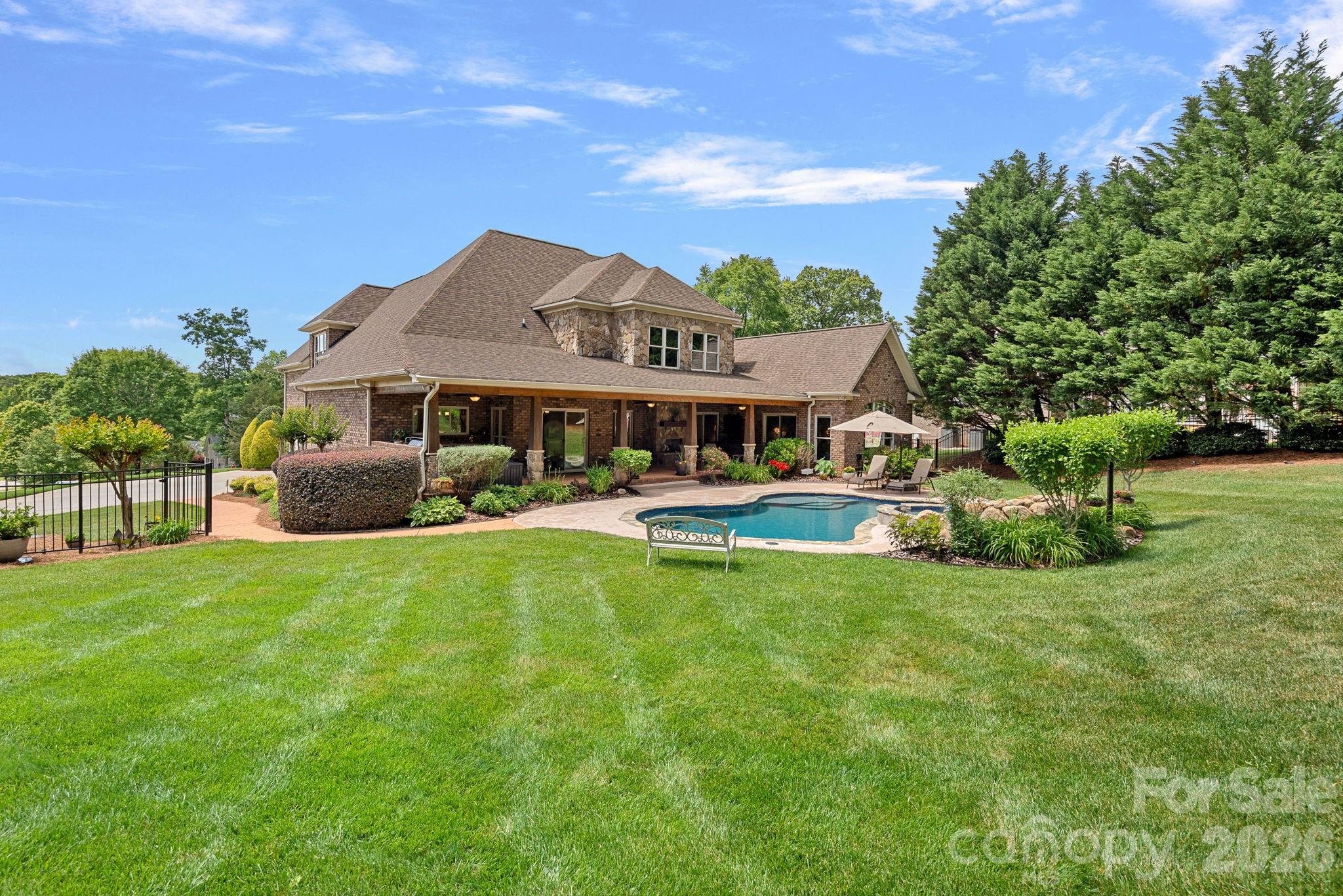104 Timberside Drive — Davidson