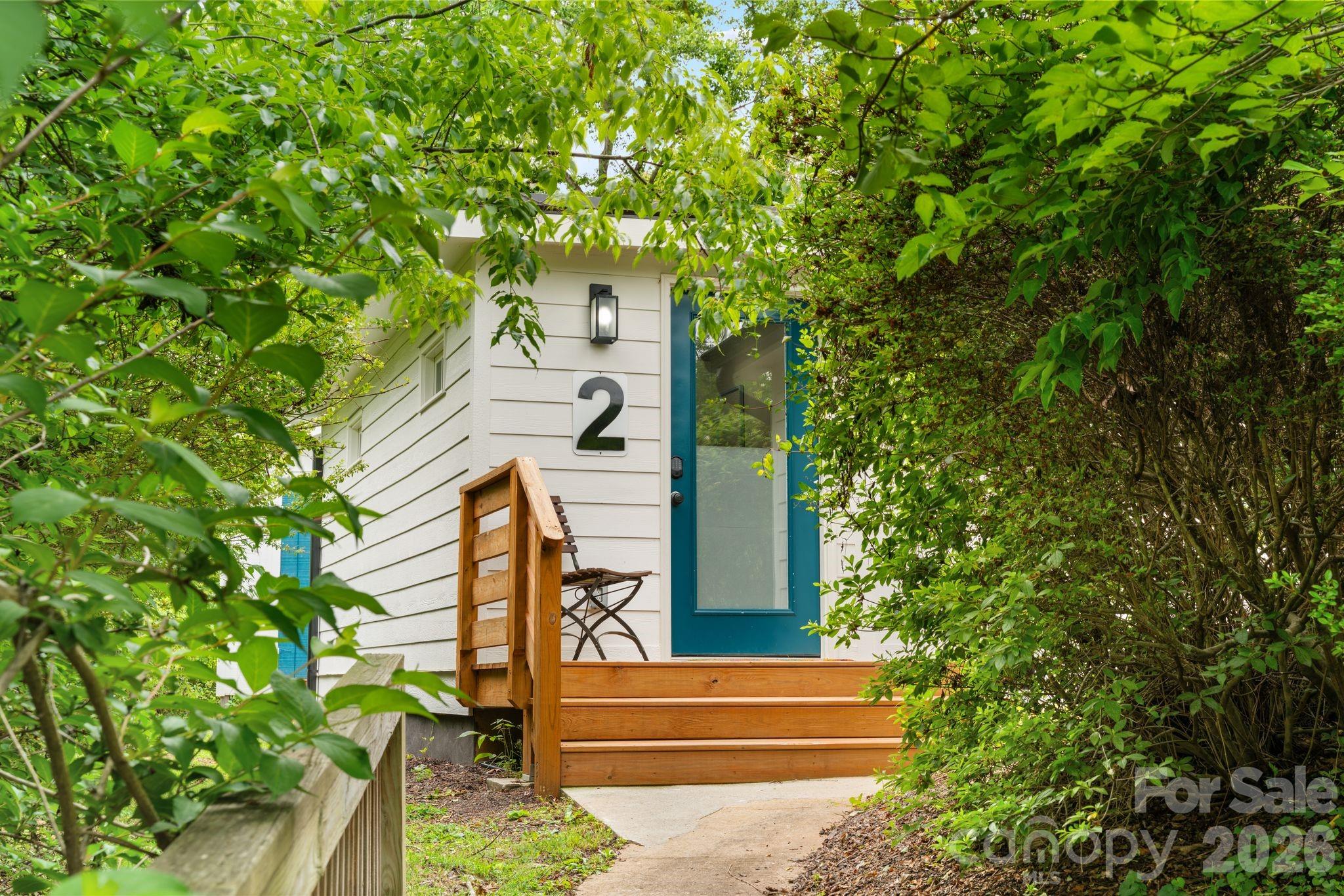 2 Laban Lane — Asheville