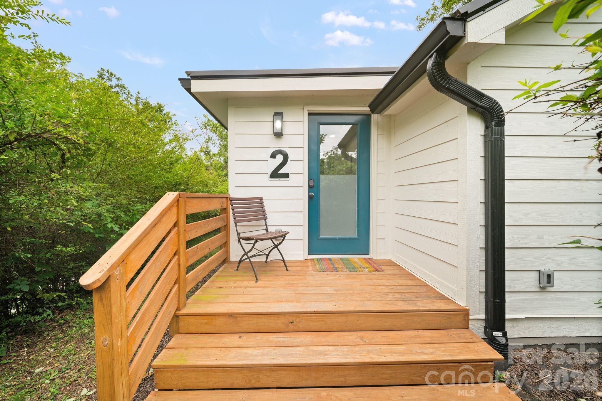 2 Laban Lane — Asheville