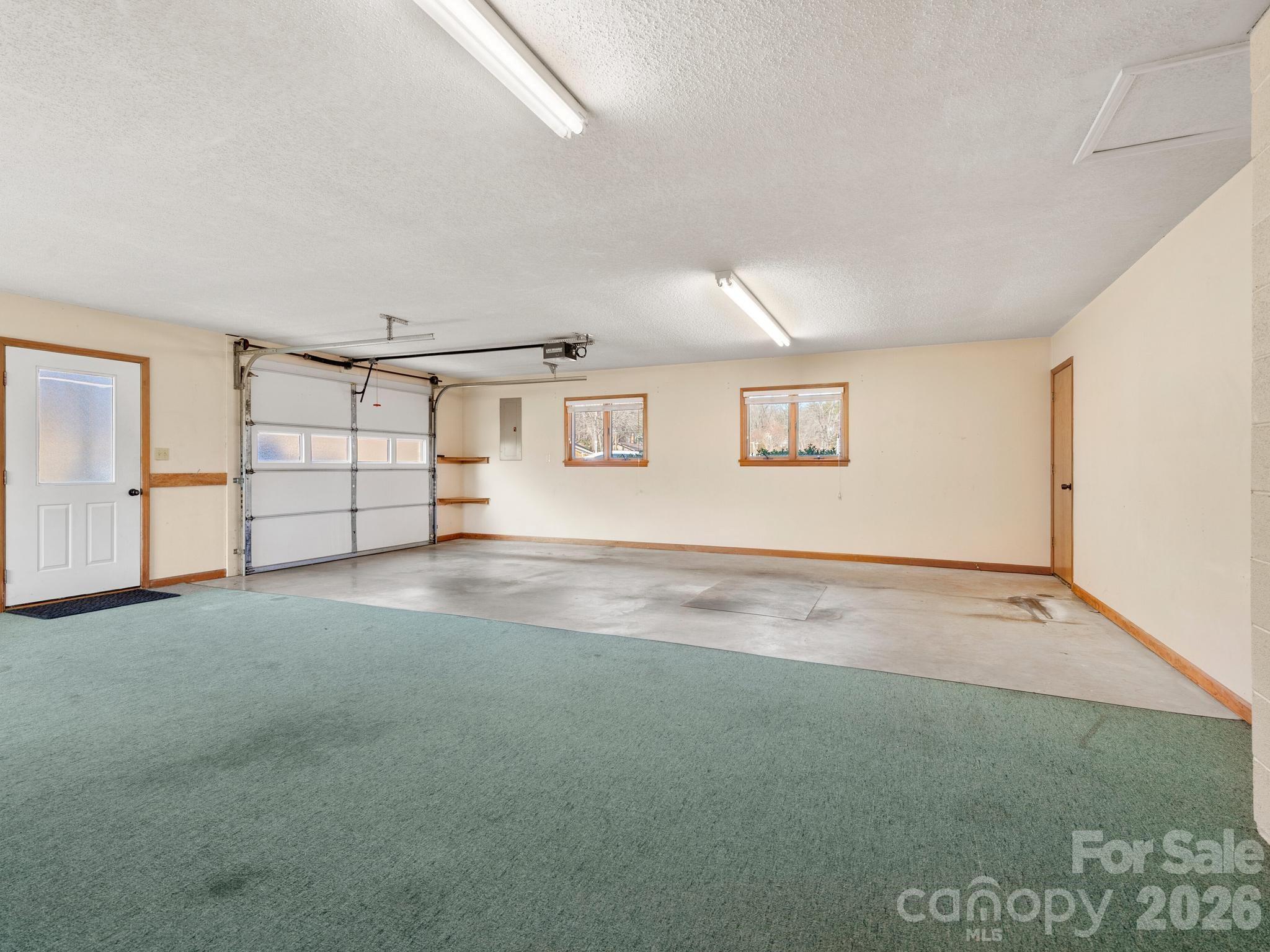 1287 Charlotte Highway — Fairview