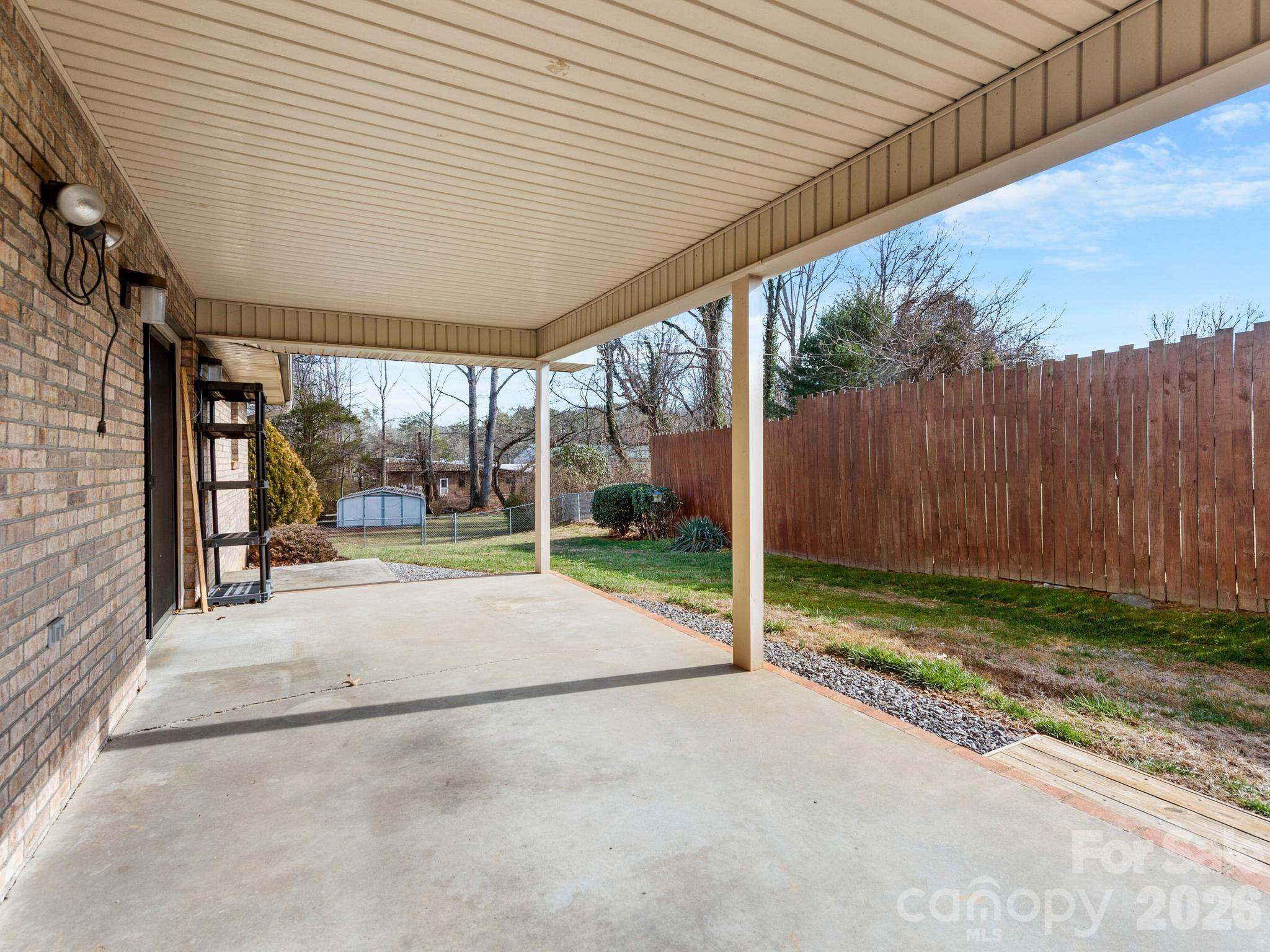 1287 Charlotte Highway — Fairview
