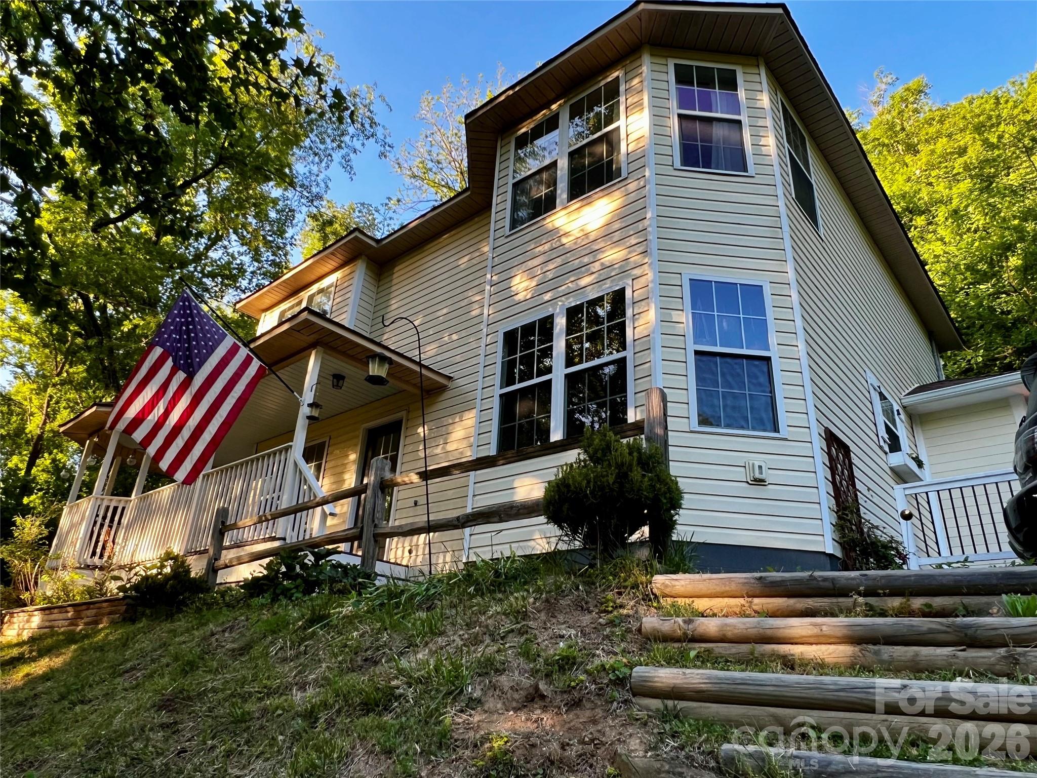 747 Osborne Road — Clyde