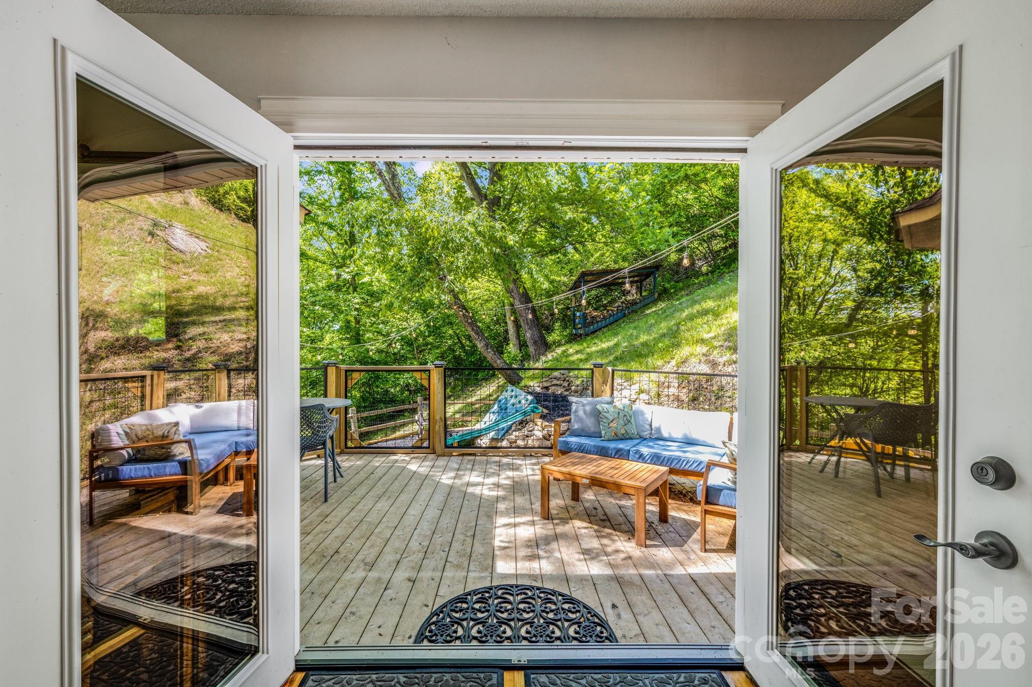 747 Osborne Road — Clyde