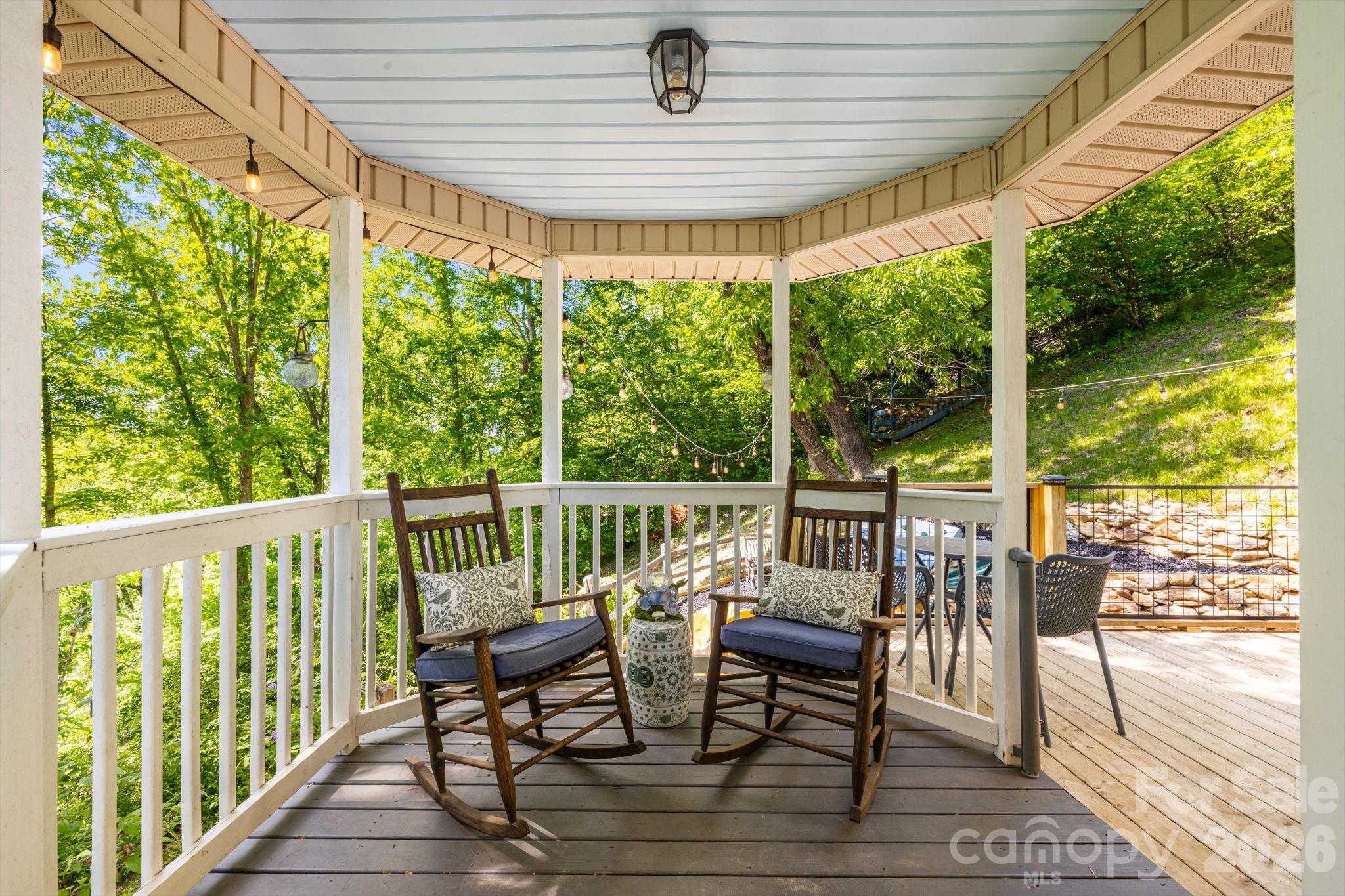 747 Osborne Road — Clyde