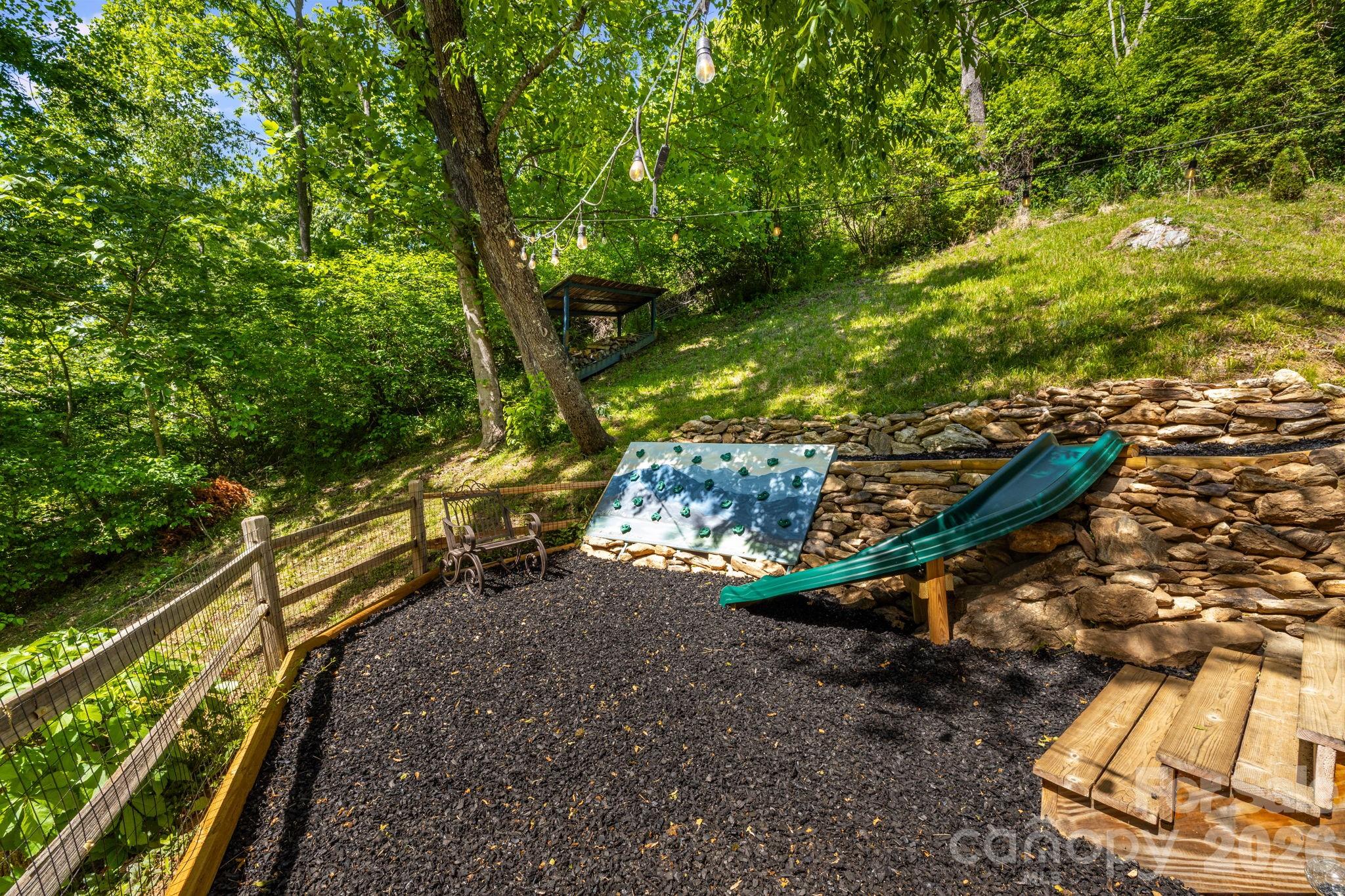 747 Osborne Road — Clyde