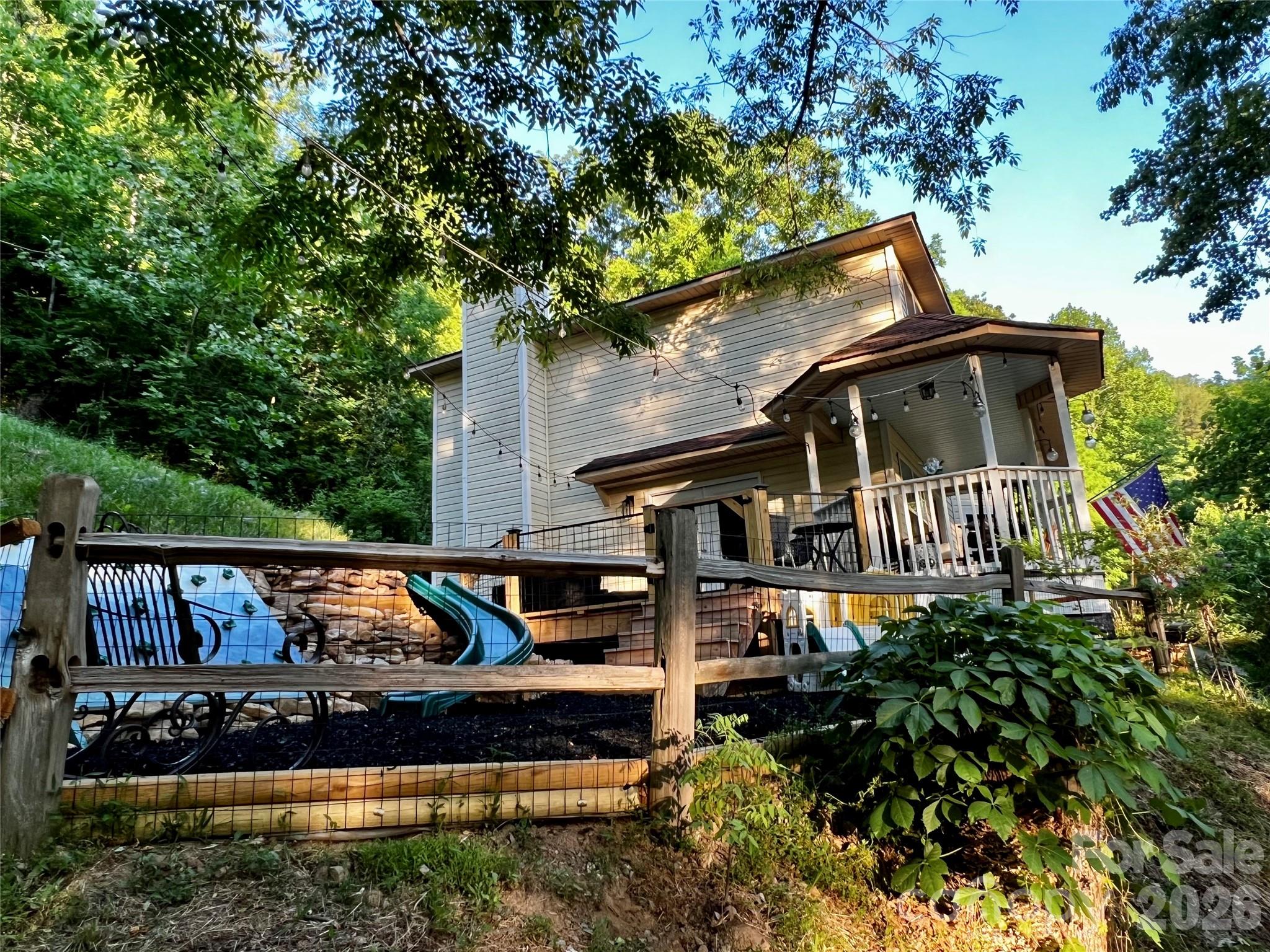 747 Osborne Road — Clyde