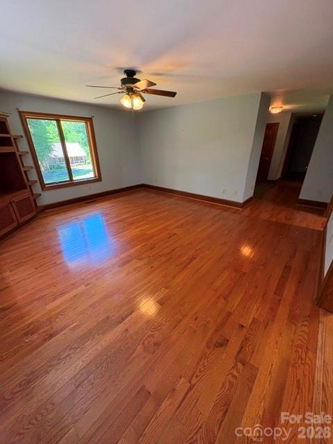401 Greenway Street — Huntersville