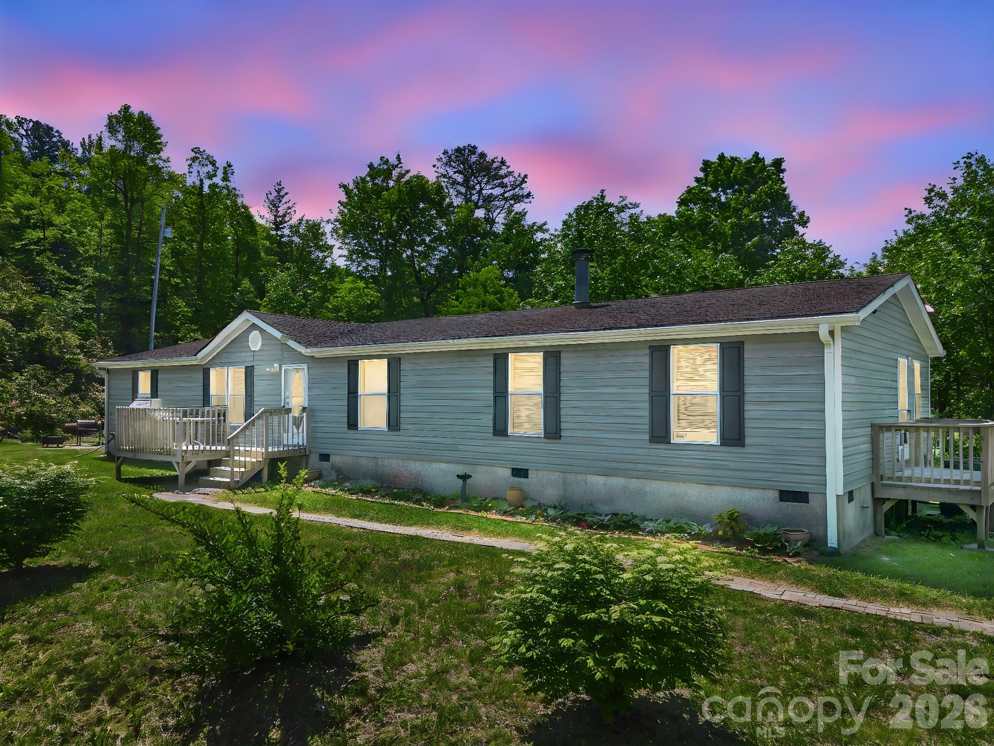 2053 Nancy Mountain Road — Rosman