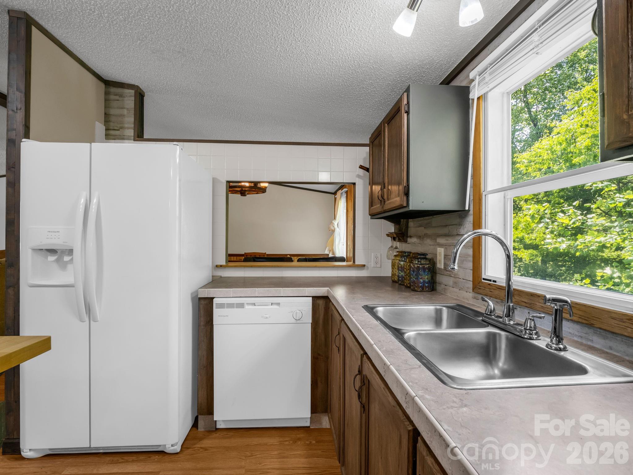 2053 Nancy Mountain Road — Rosman