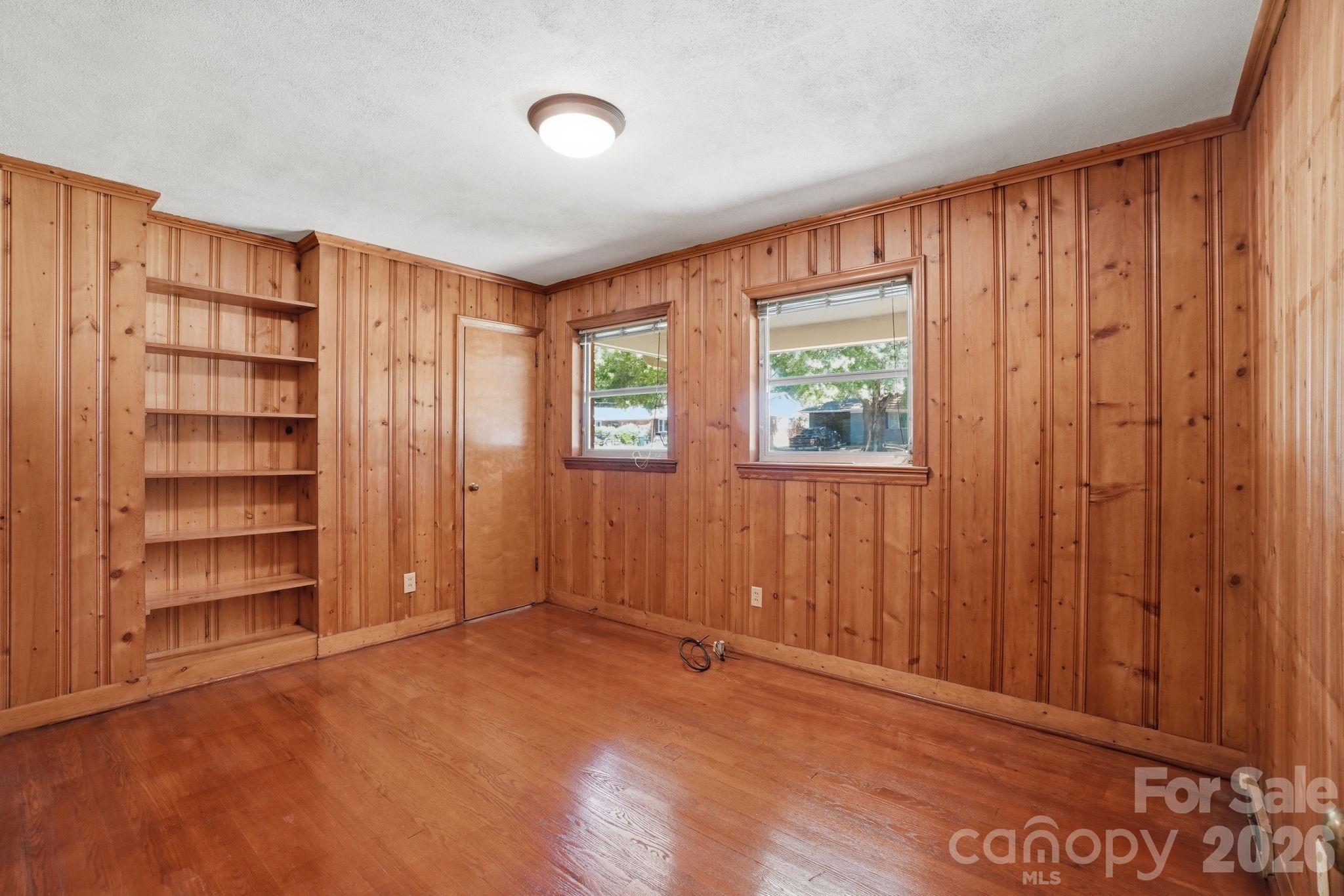 722 Seneca Place — Charlotte