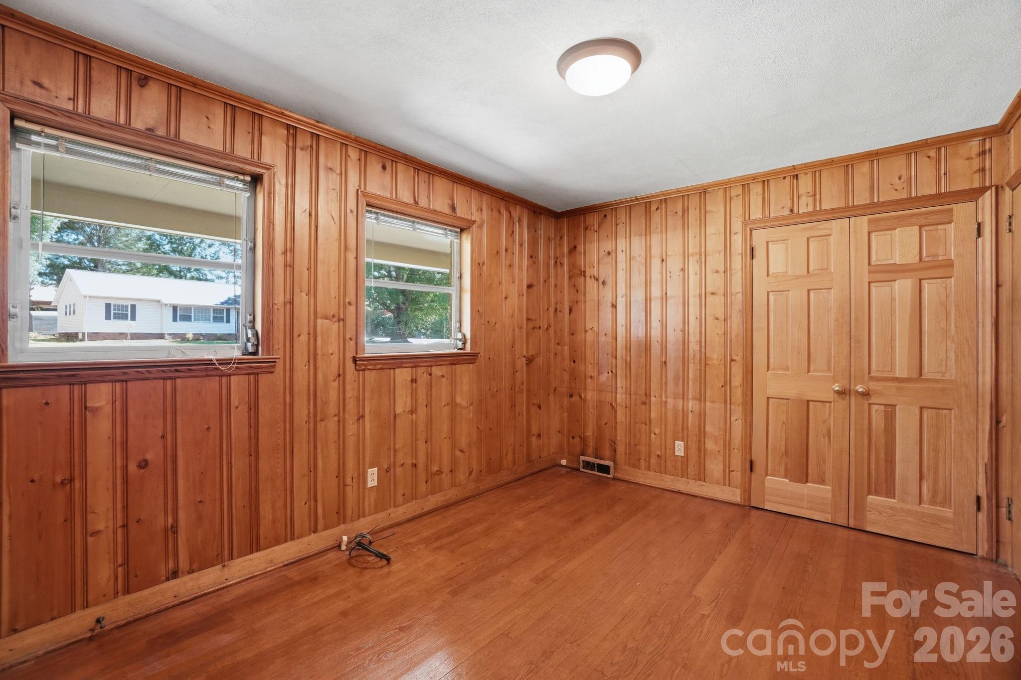 722 Seneca Place — Charlotte