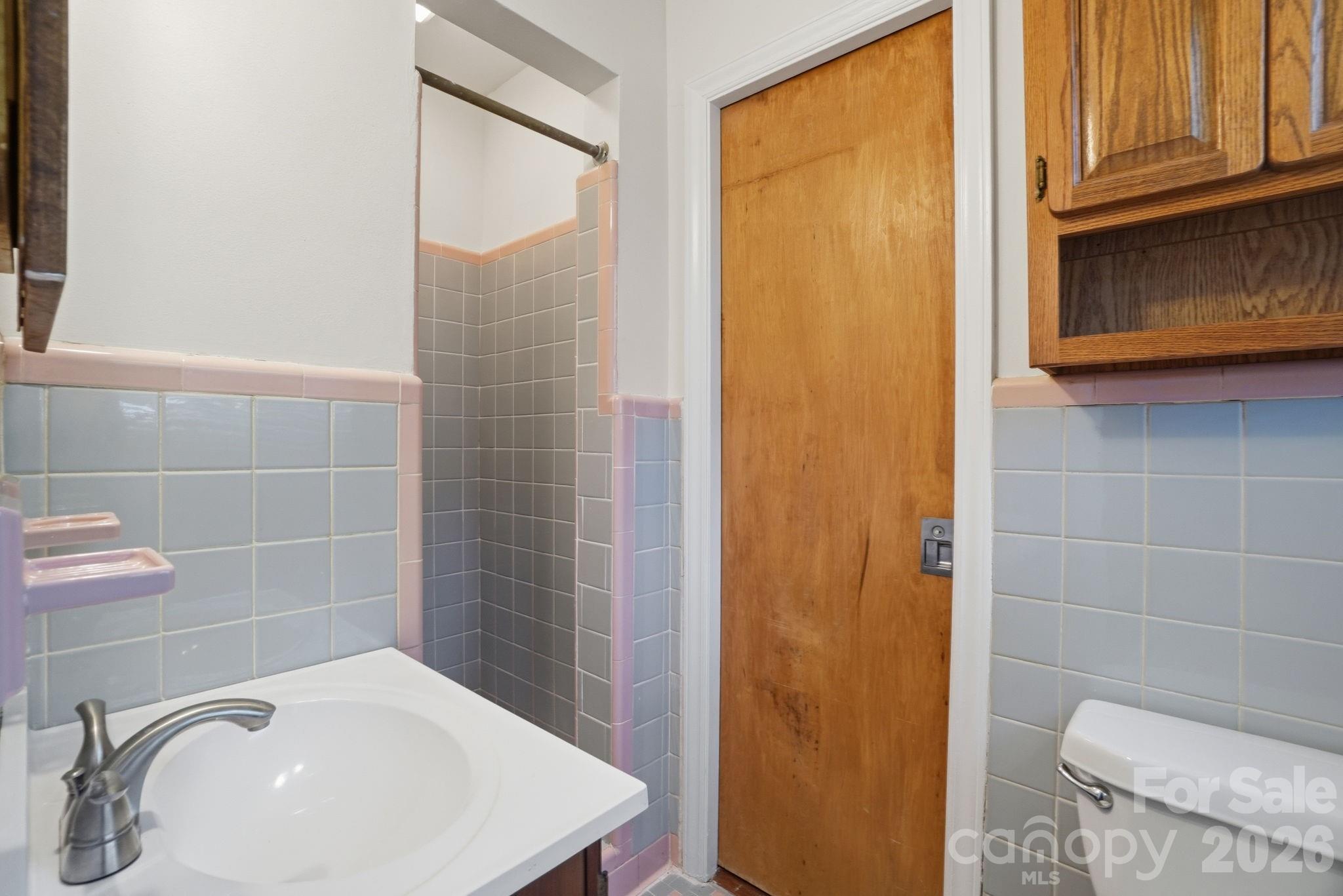 722 Seneca Place — Charlotte
