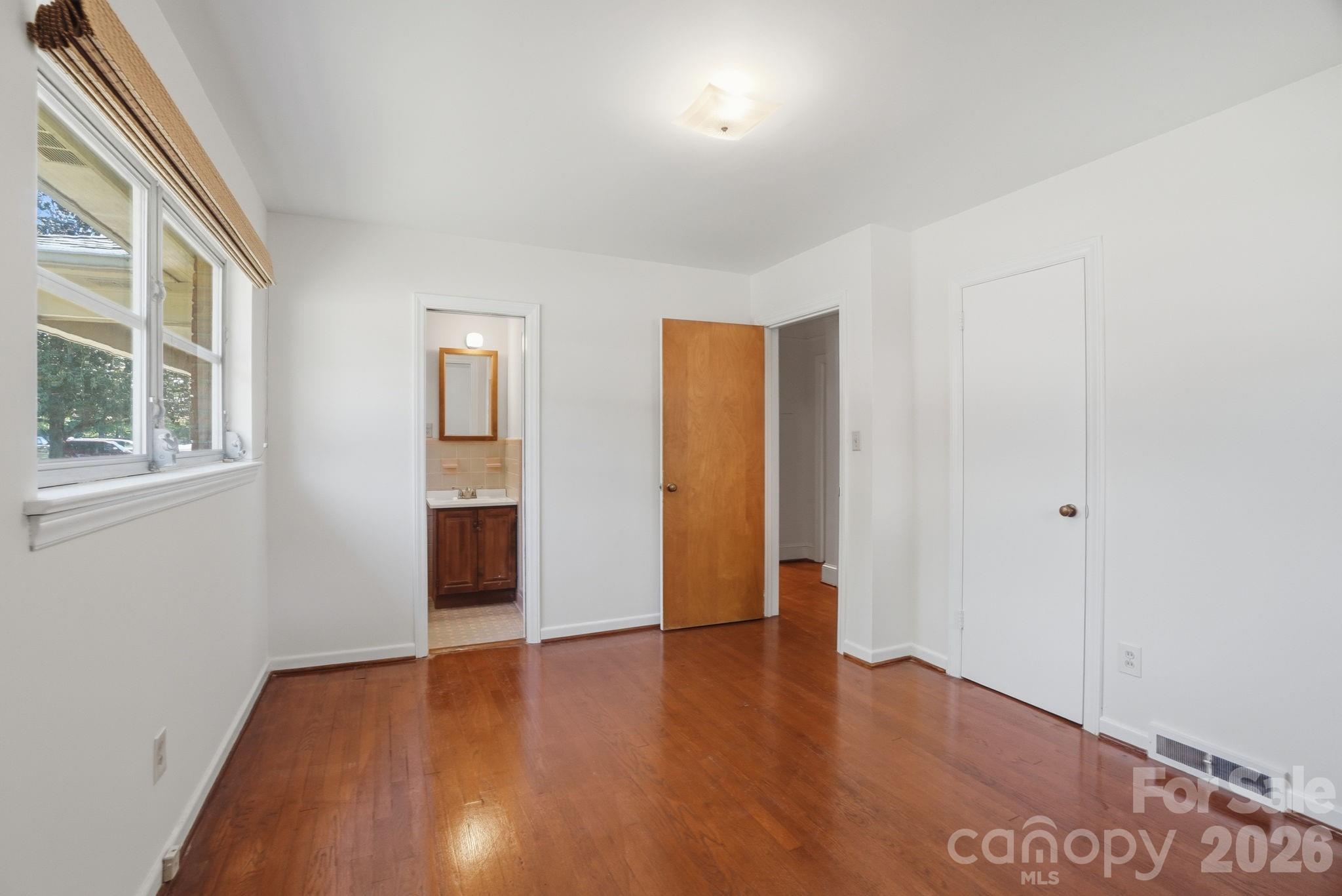 722 Seneca Place — Charlotte