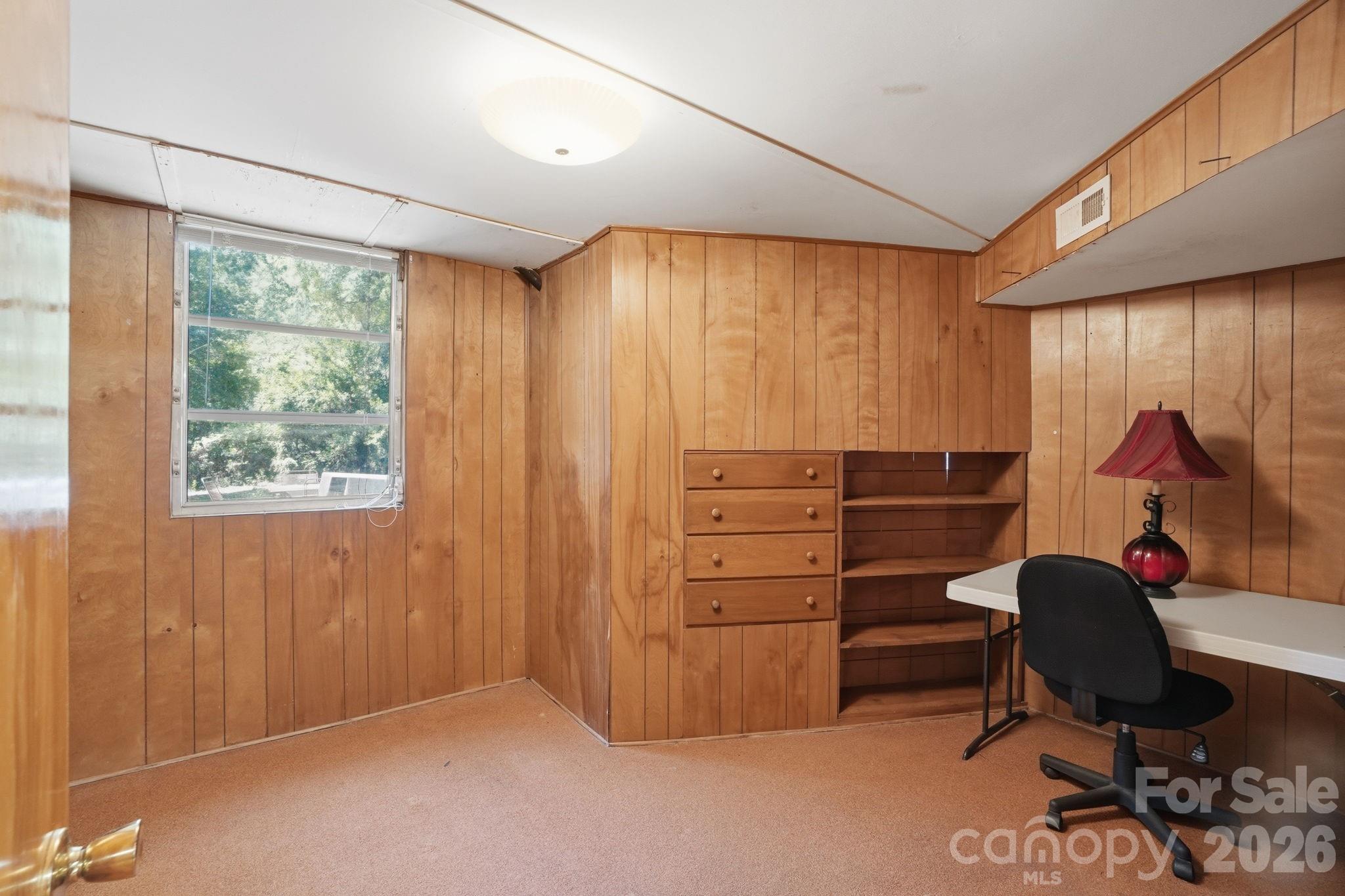 722 Seneca Place — Charlotte