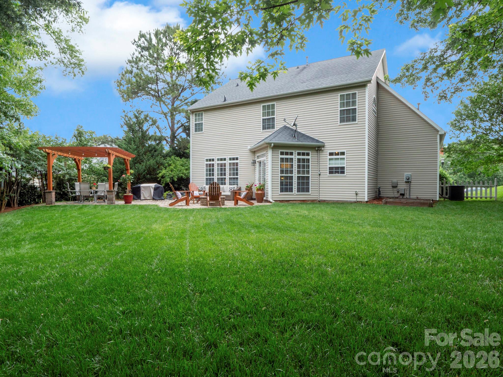 12301 Silveroak Lane — Charlotte