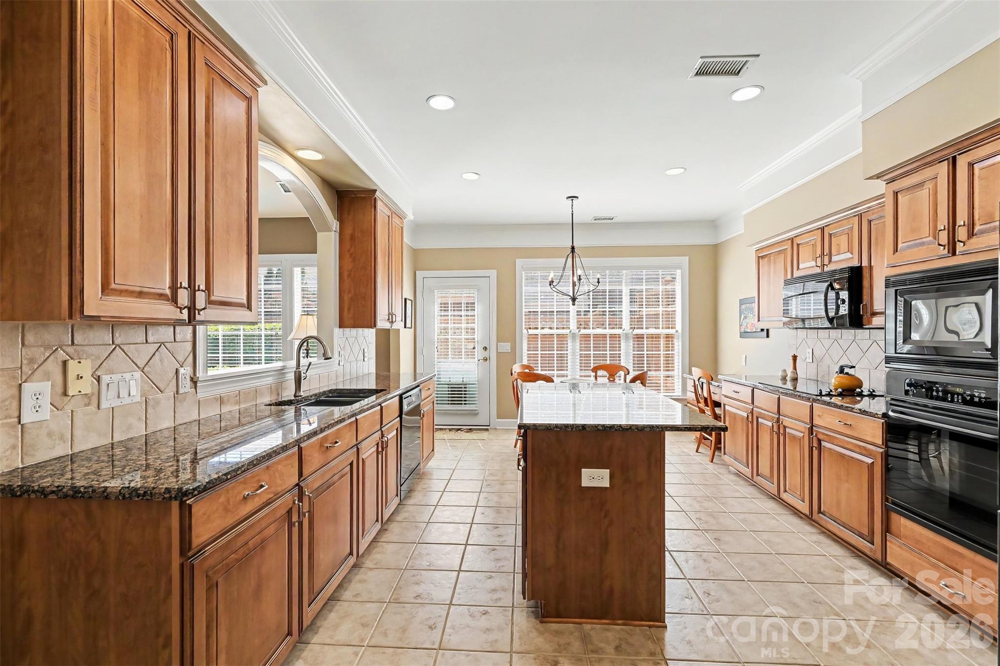 15111 Arleta Circle — Charlotte