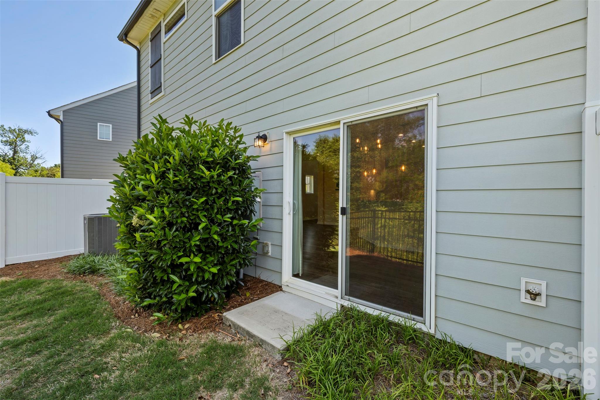 23206 Clarabelle Drive — Charlotte