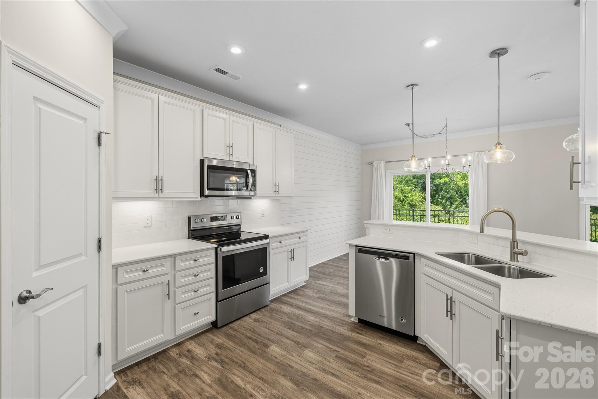 23206 Clarabelle Drive — Charlotte