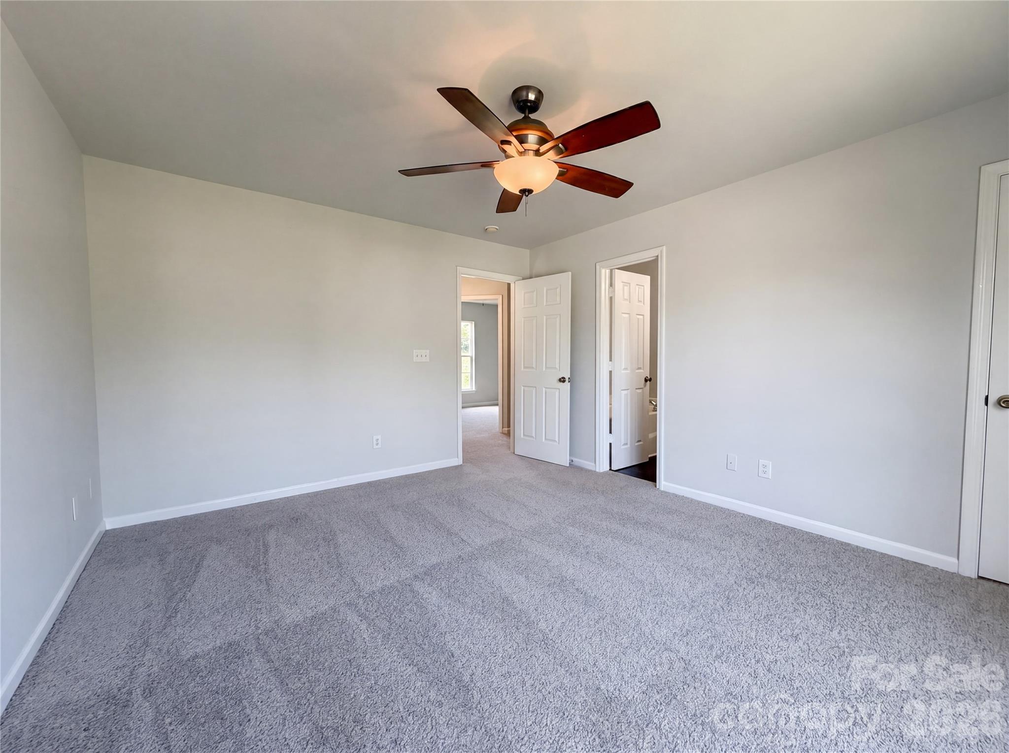 7115 Wandering Creek Drive — Charlotte