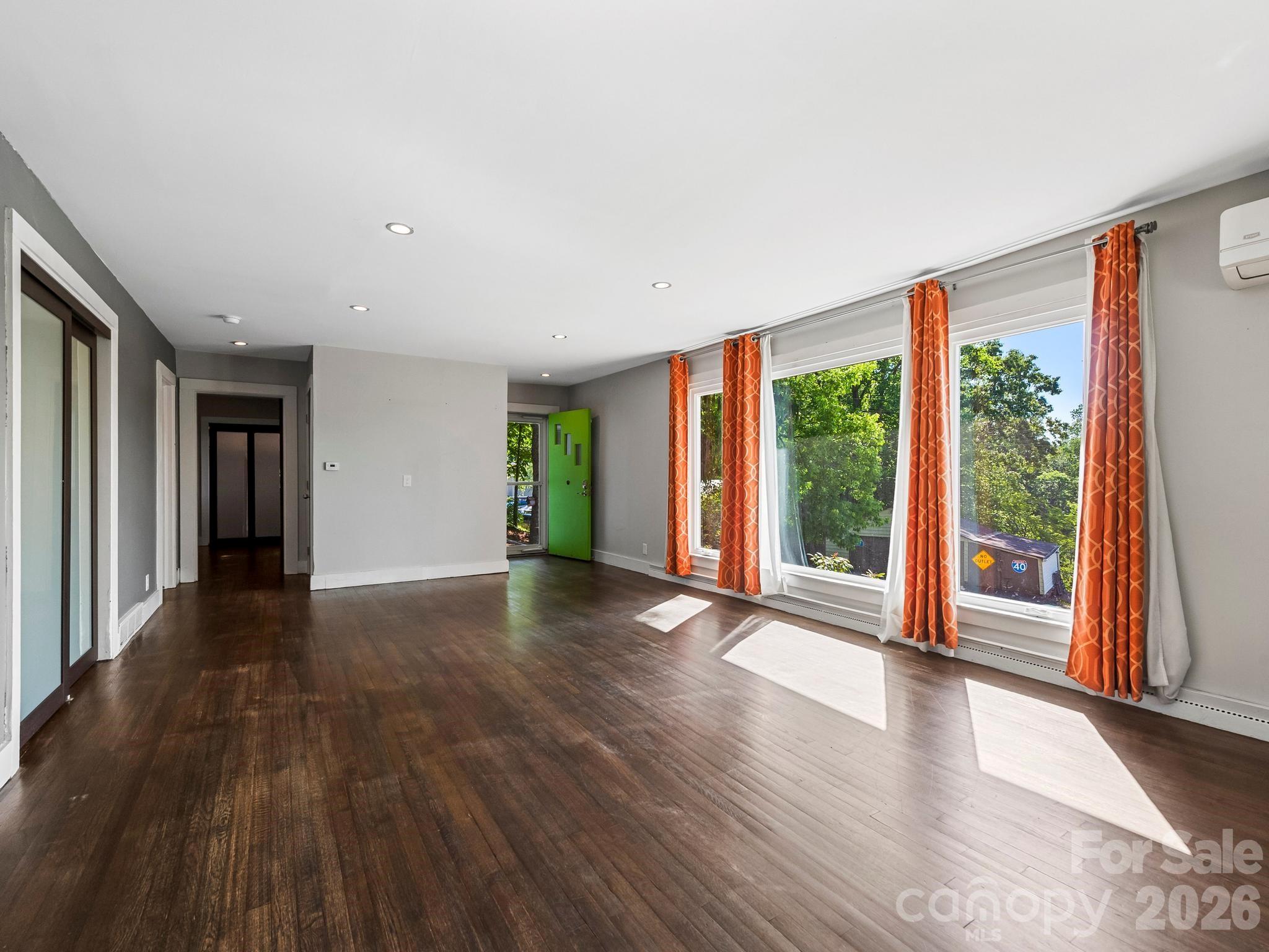 36 Robinwood Avenue — Asheville