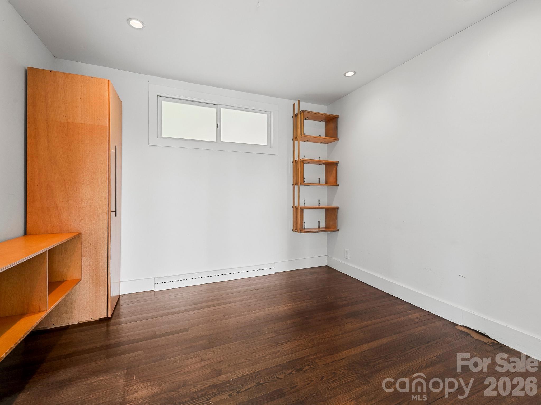 36 Robinwood Avenue — Asheville