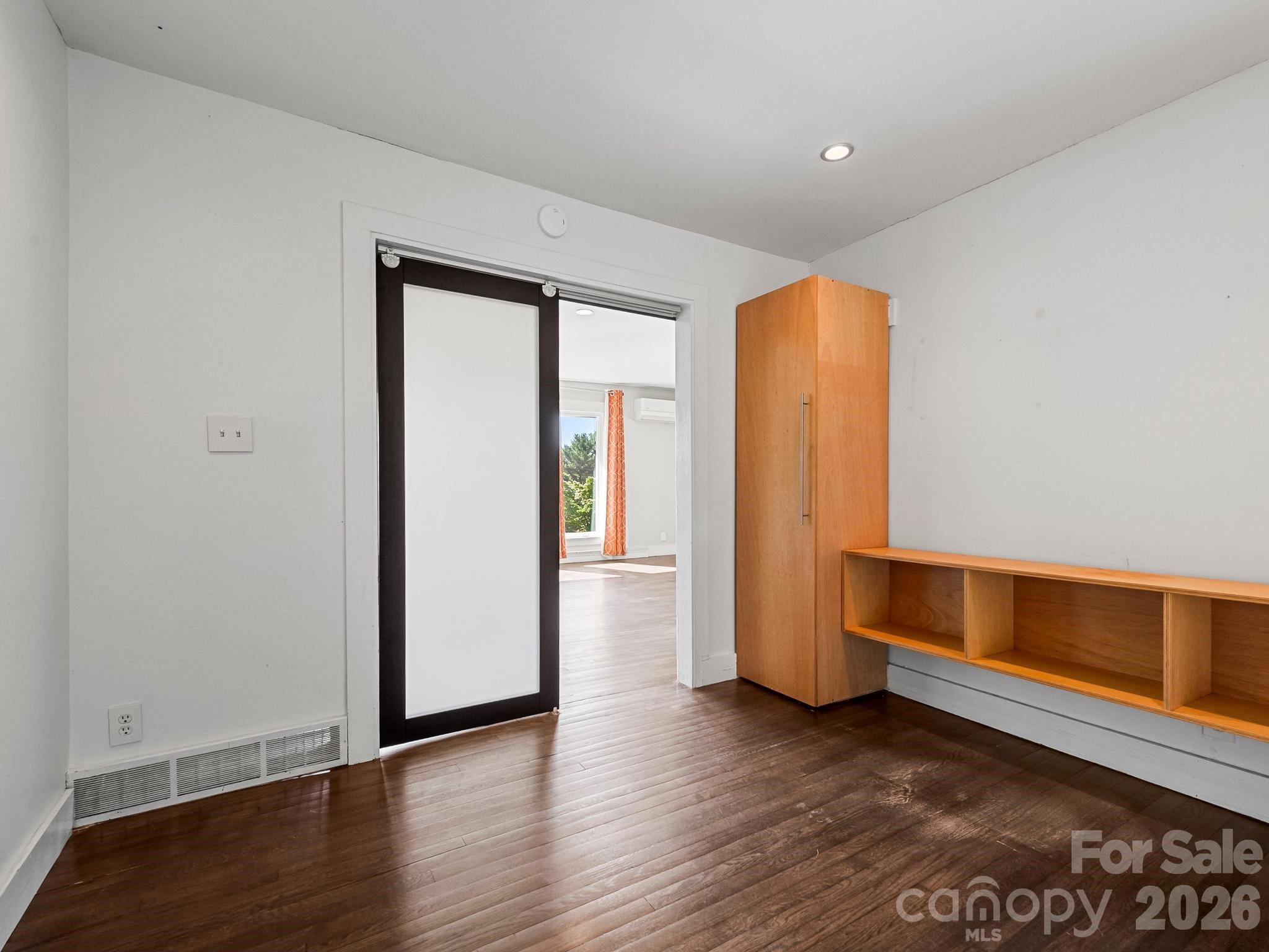 36 Robinwood Avenue — Asheville