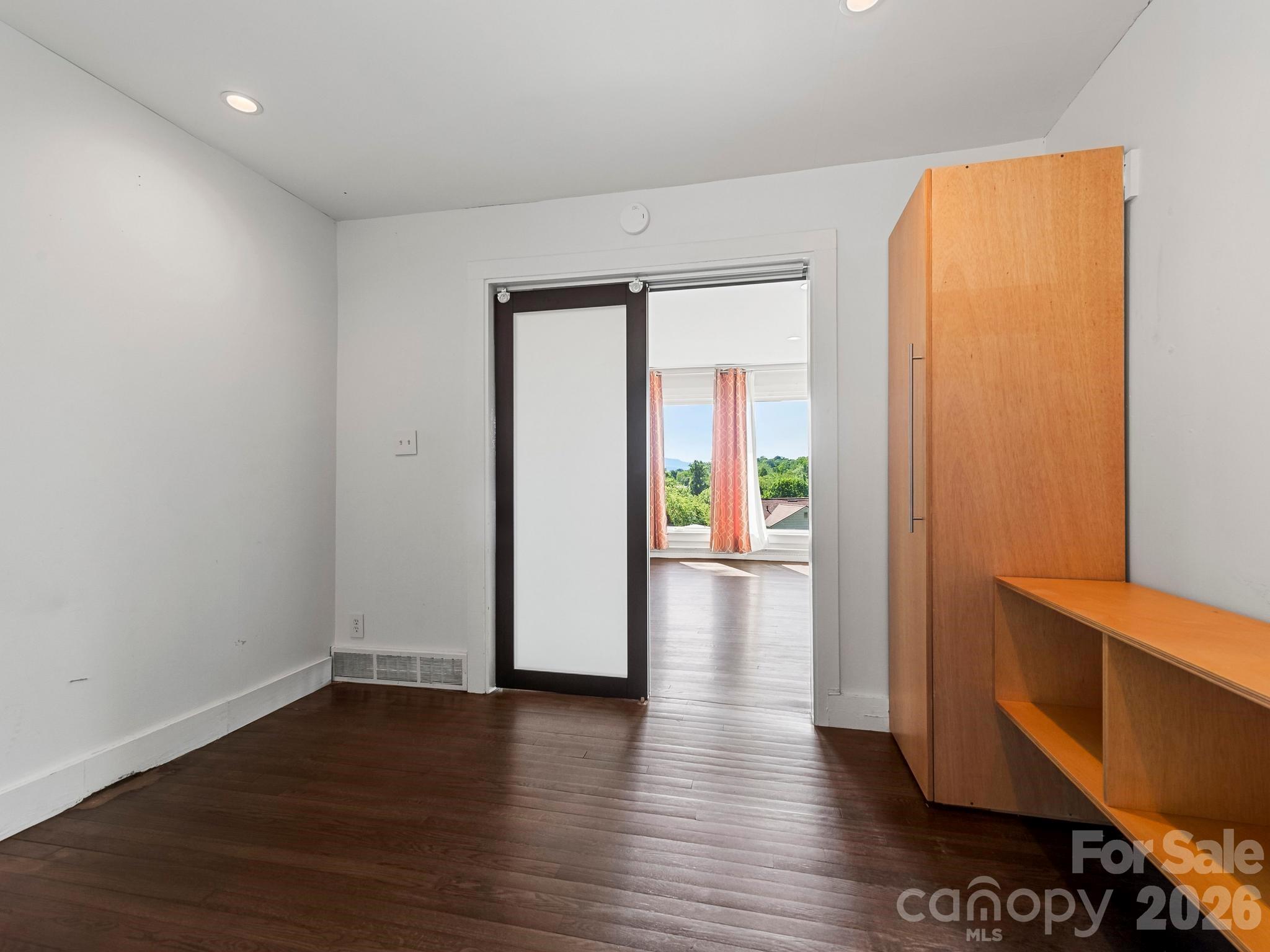 36 Robinwood Avenue — Asheville