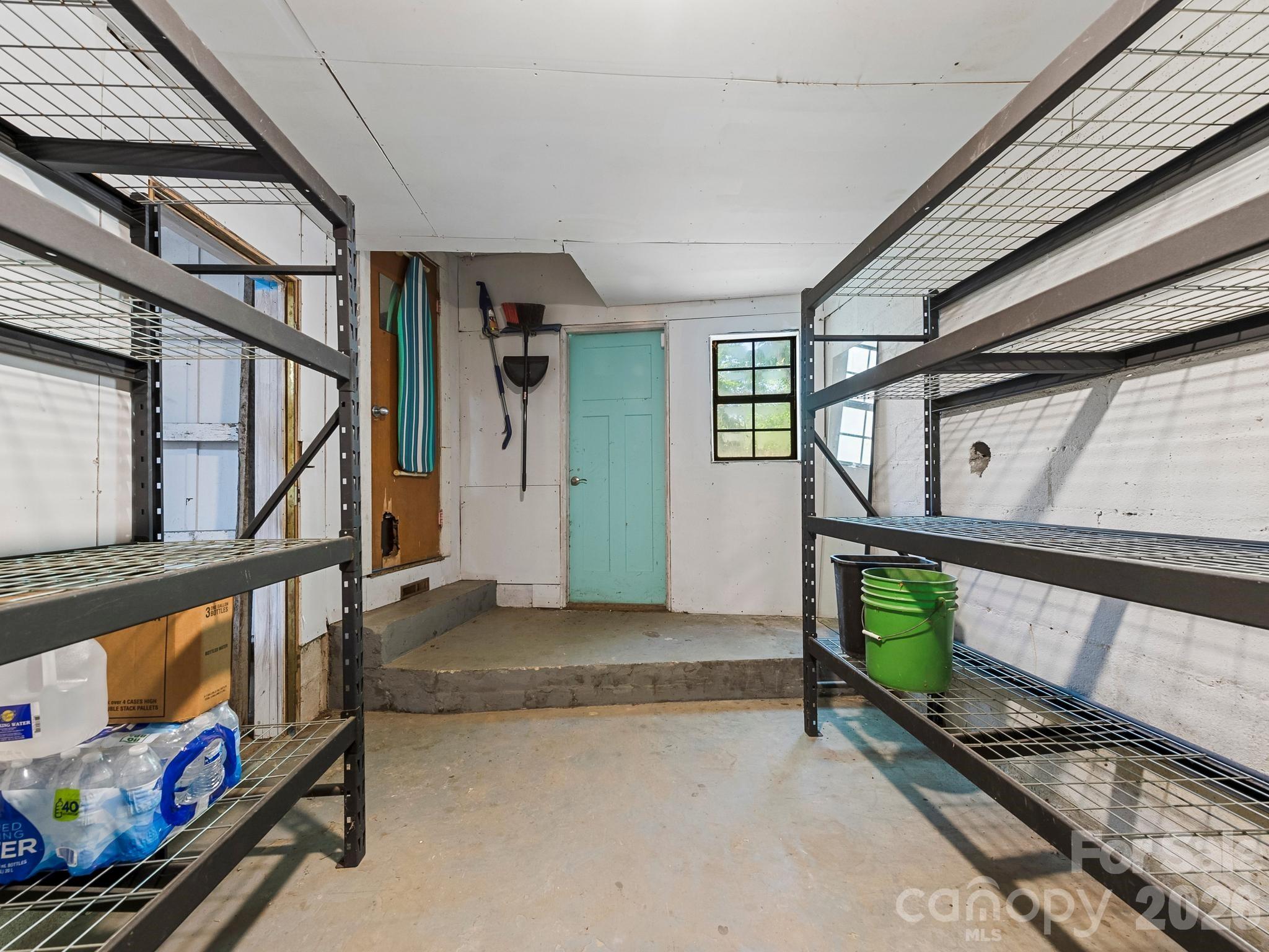 36 Robinwood Avenue — Asheville