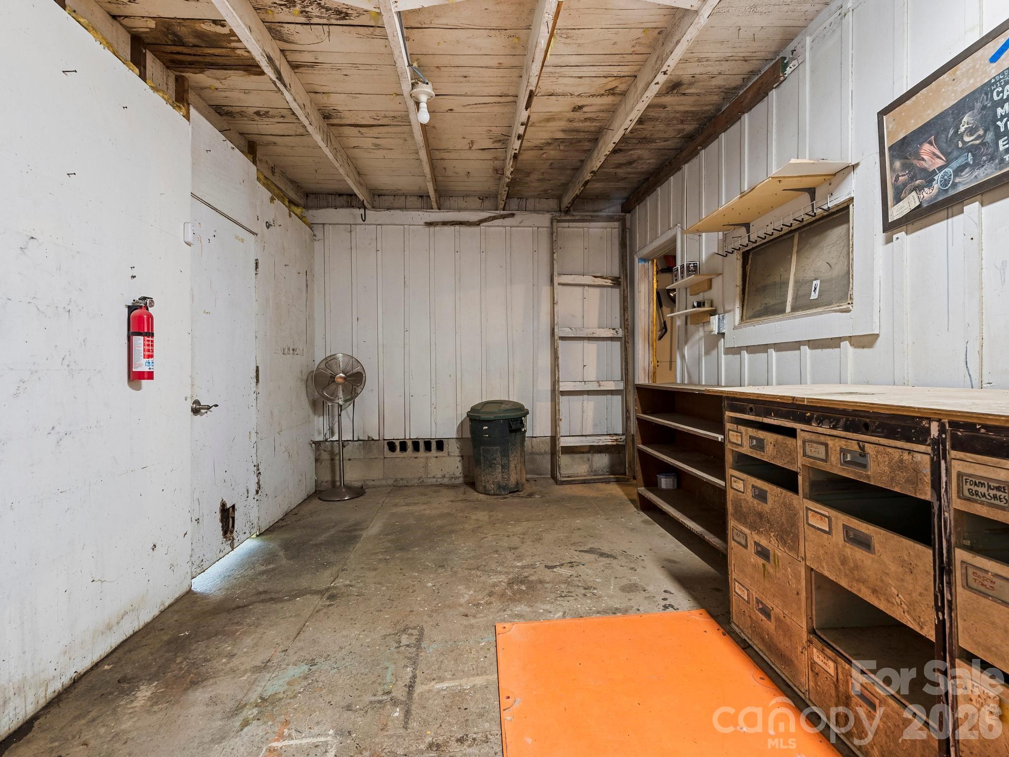 36 Robinwood Avenue — Asheville